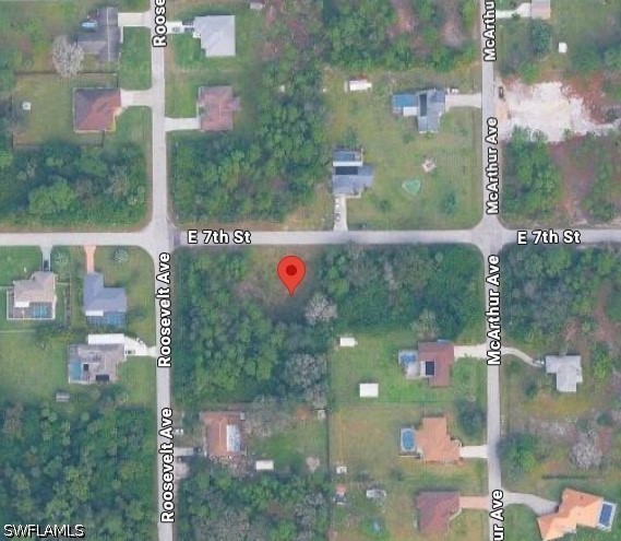 2702 E 7th St Property Photo 1
