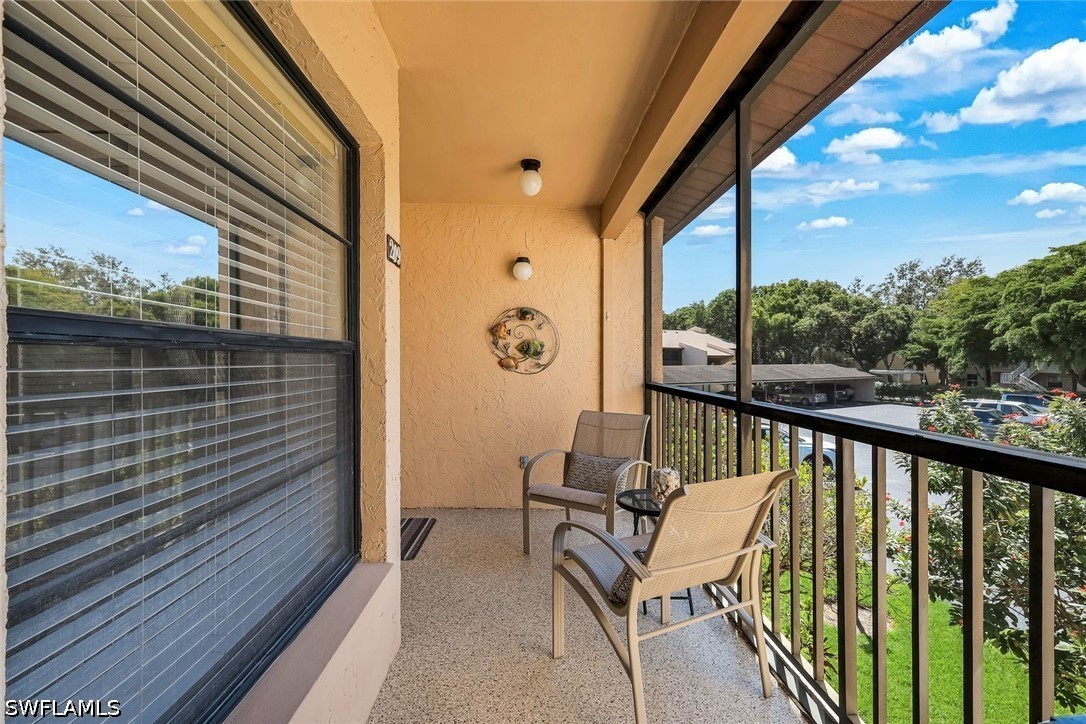 960 Palm View Dr 209 Property Photo 7