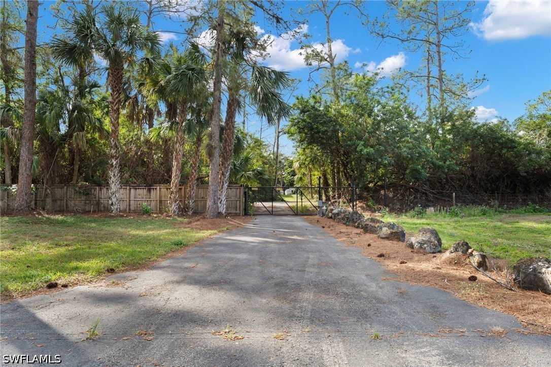 840 Jung Blvd W Property Photo 10