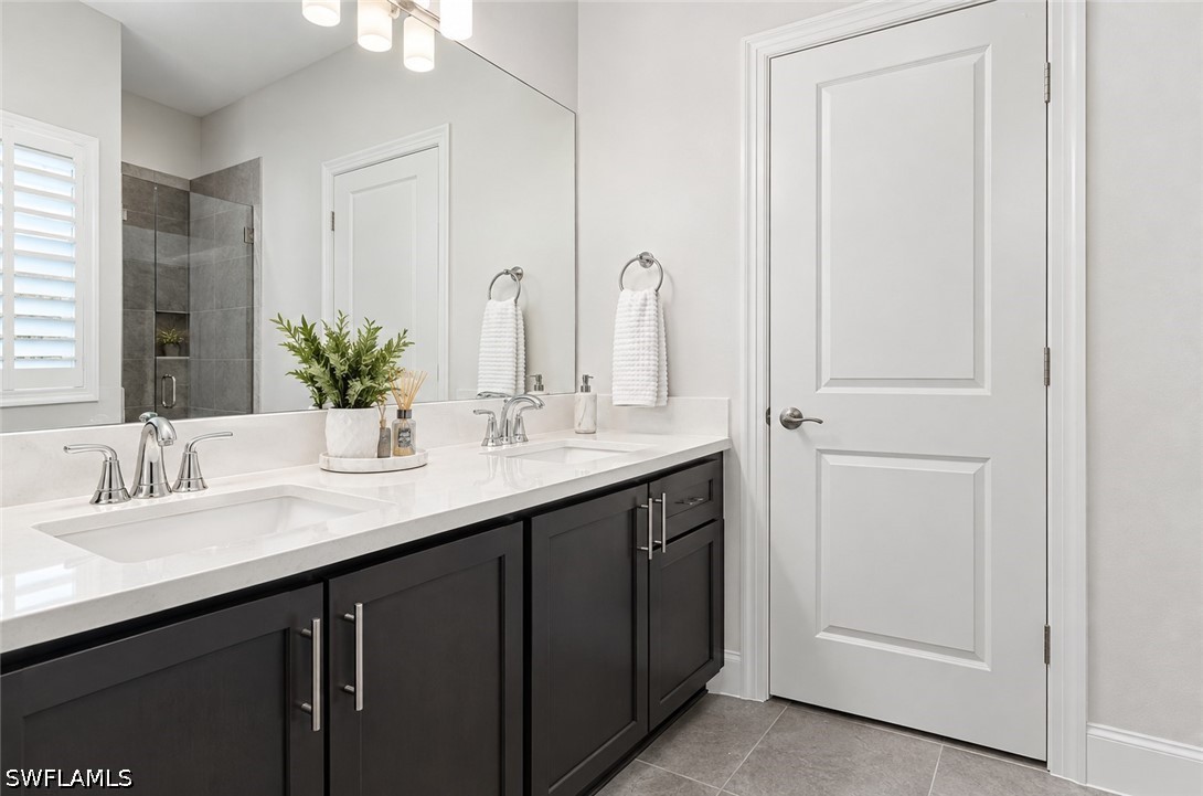 14806 Dockside Ln Property Photo 12
