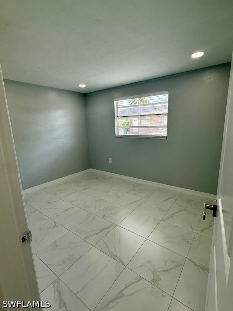 5317 Fleming St Property Photo 4
