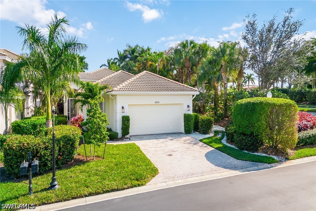 8599 Pepper Tree Way Property Photo