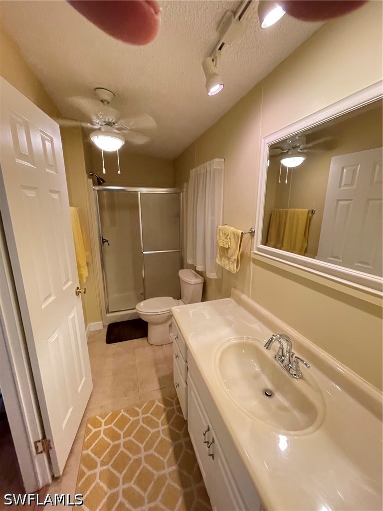 26256 Squire Ln Property Photo 17
