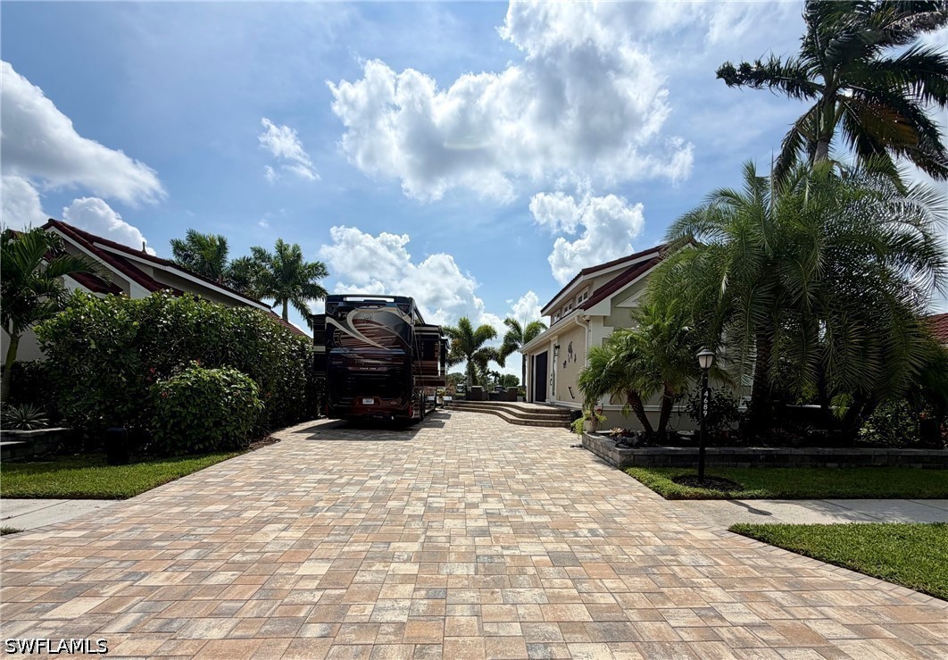 4689 Southern Breeze Dr Property Photo 1