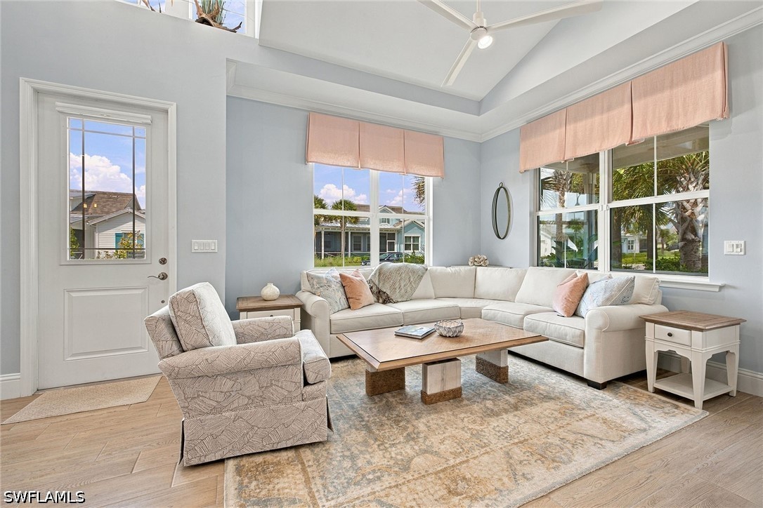 7006 Saona Ct Property Photo 3