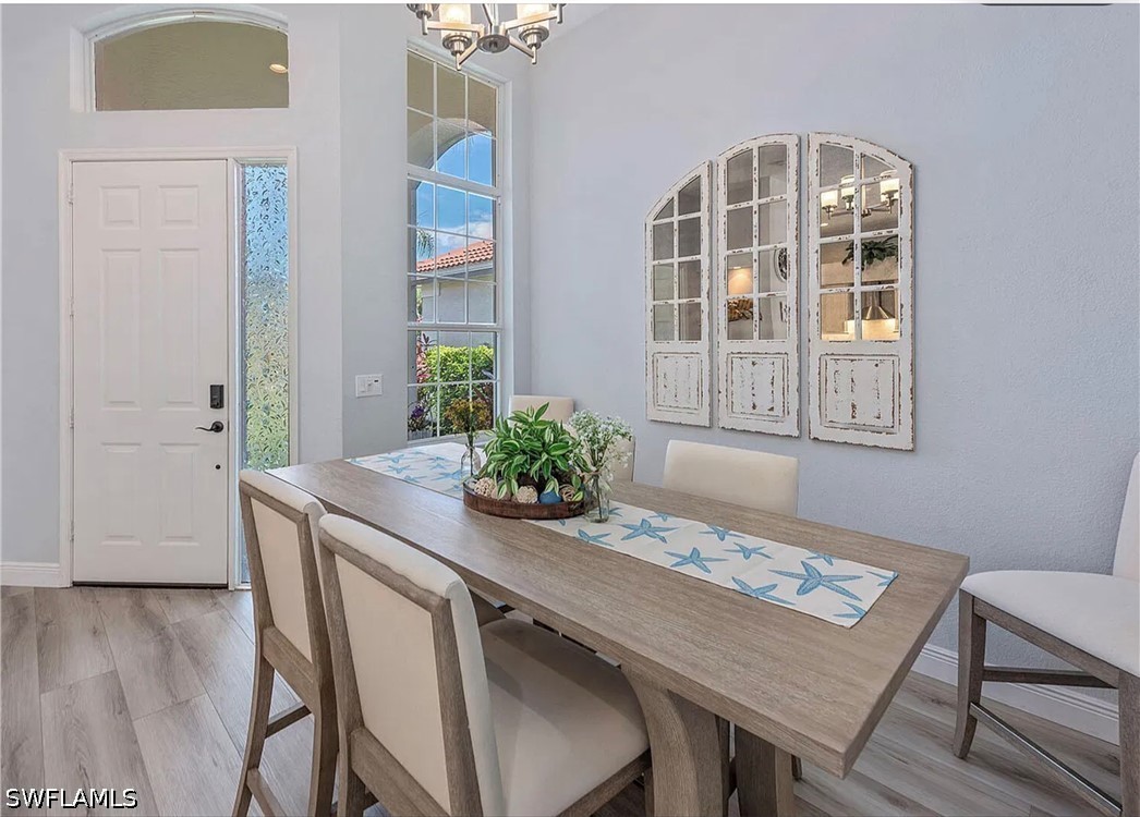 8556 Pepper Tree Way Property Photo 13