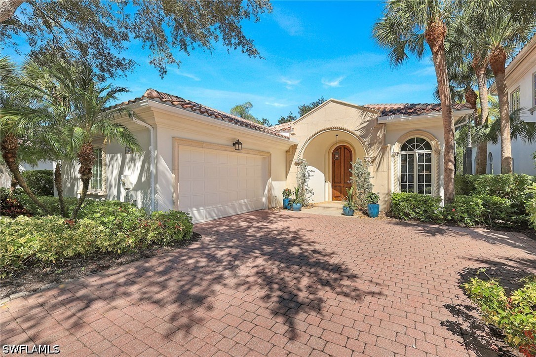 4670 Via Roma Property Photo 1