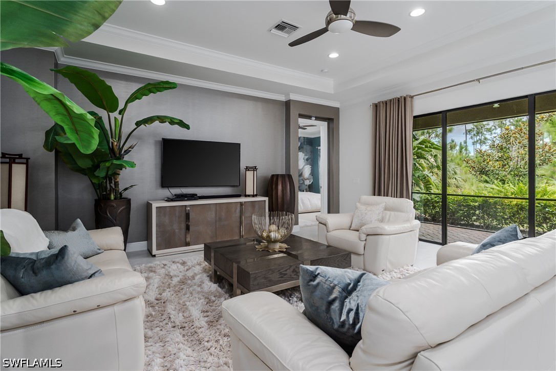4664 Abaca Cir Property Photo 2