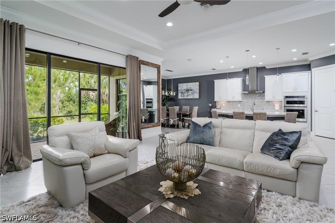 4664 Abaca Cir Property Photo 3