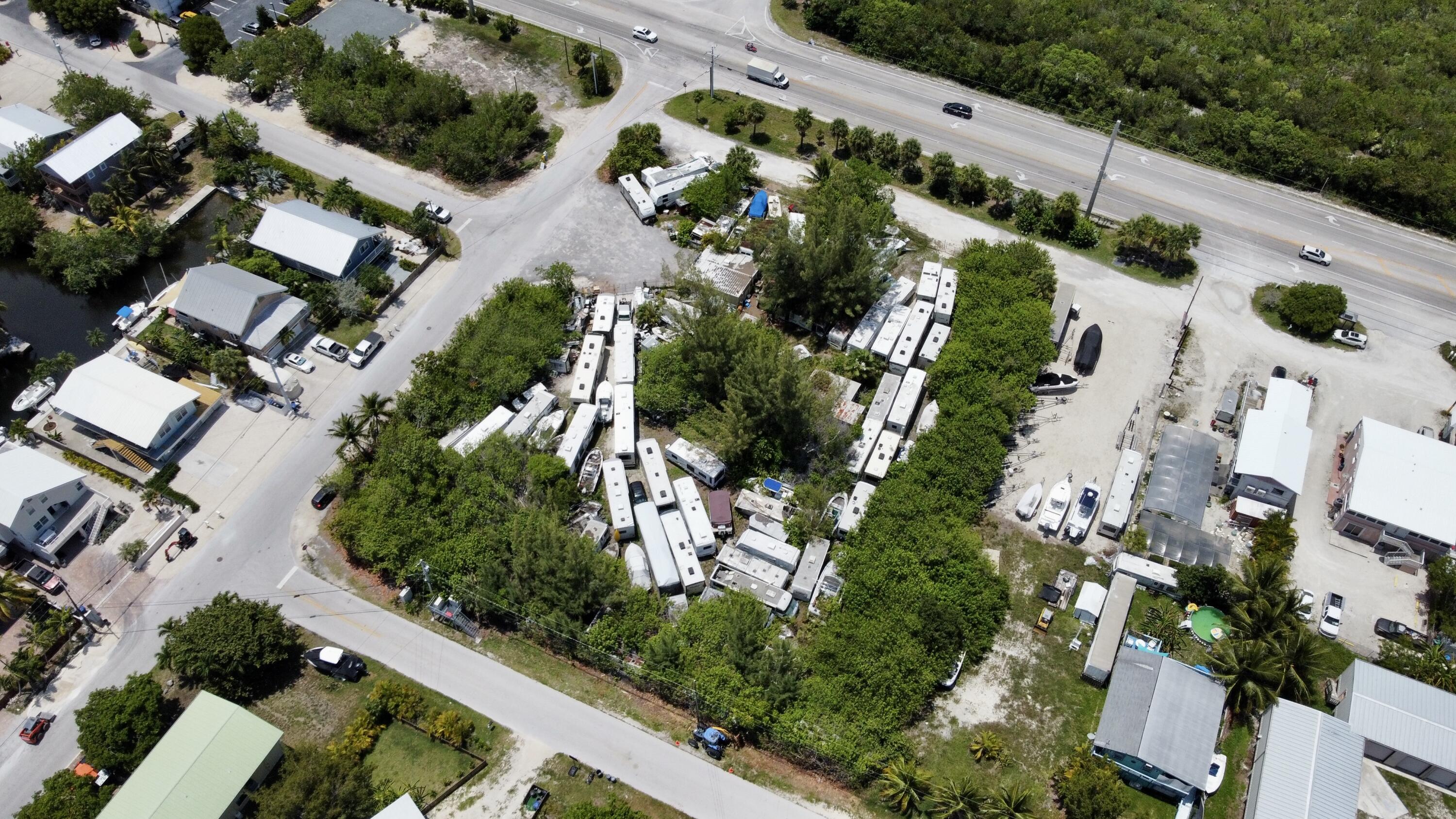 22732 Overseas Highway Property Photo 1