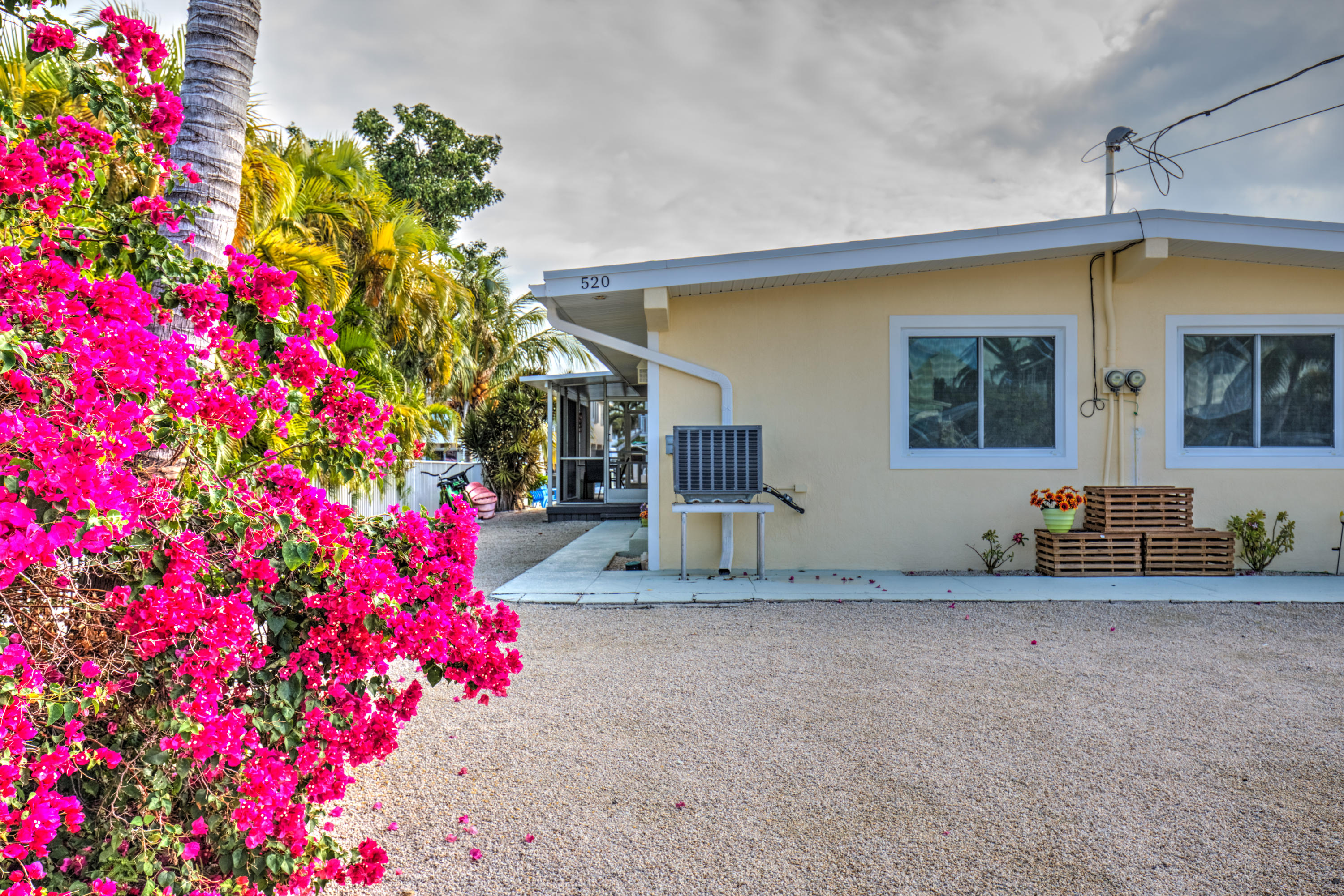 520 4th Street Property Photo 1