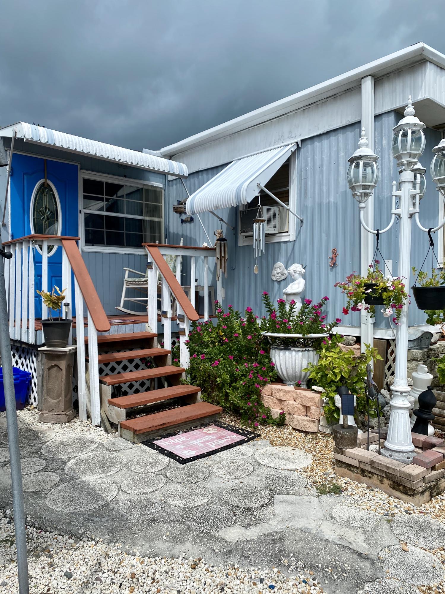 281 46th Street Property Photo 1