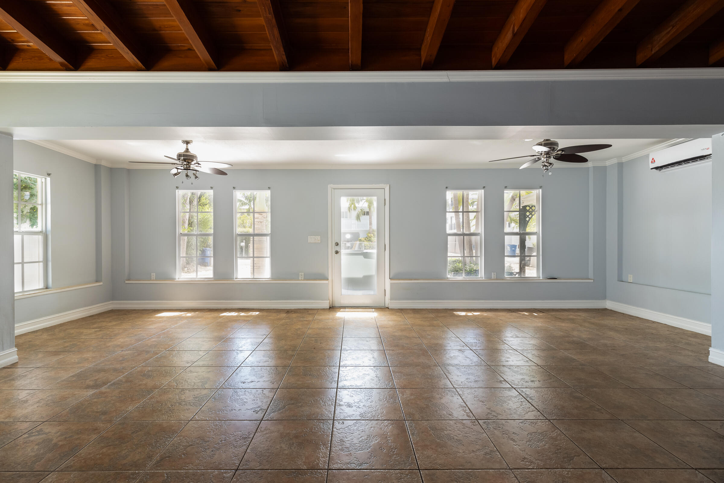 917 Lobster Lane Property Photo 1