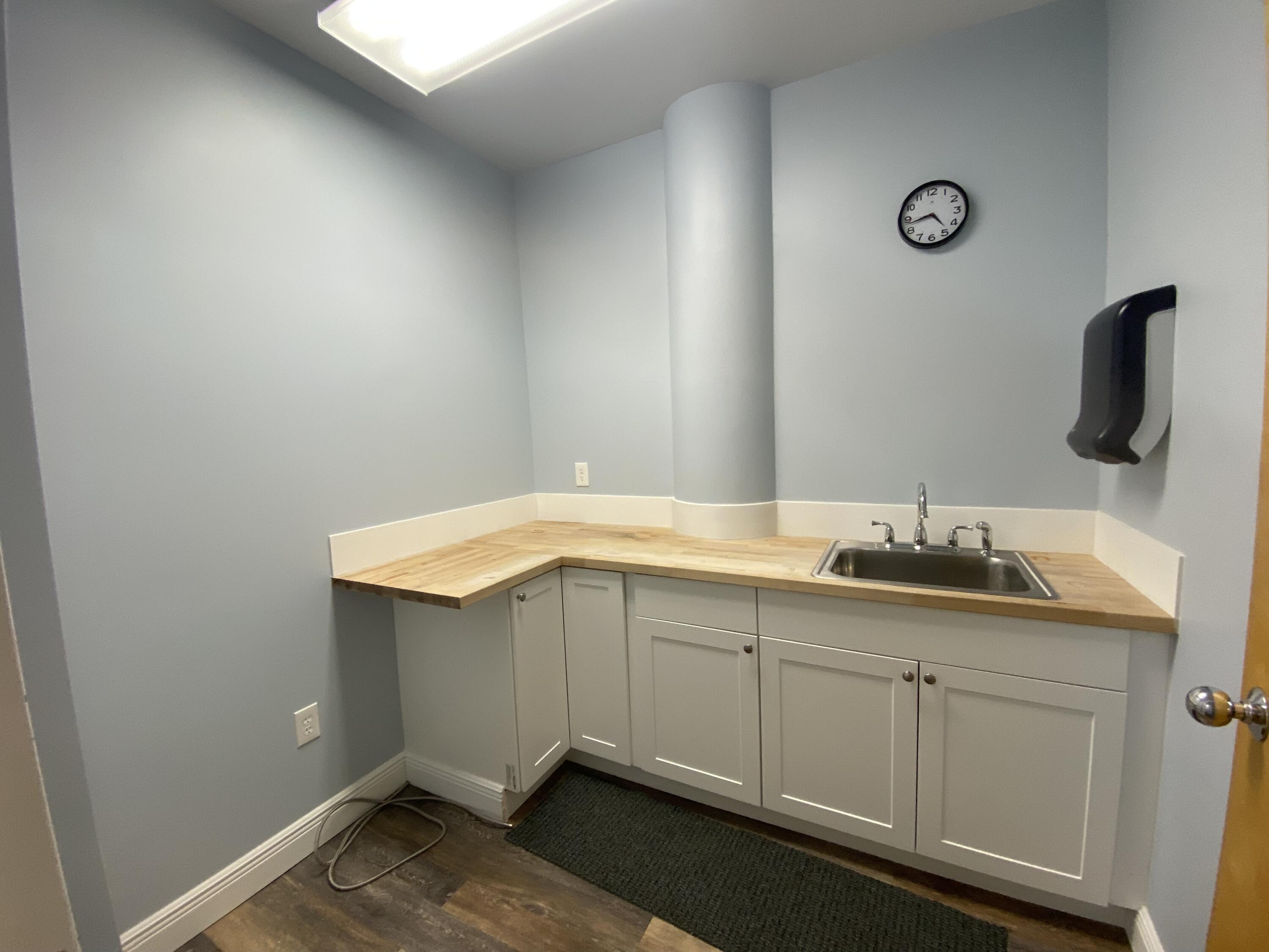 1010 Kennedy Drive, 307 Property Photo 10