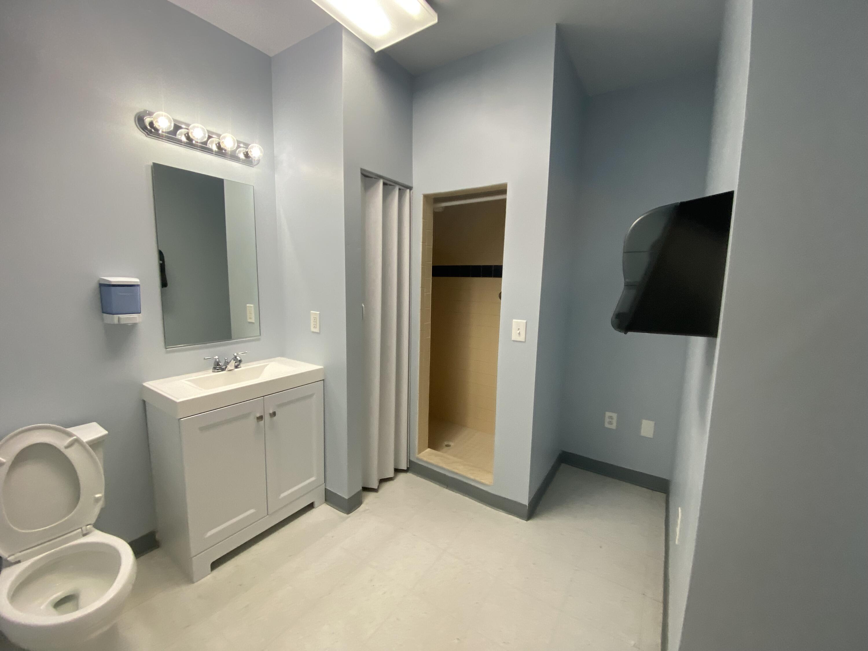 1010 Kennedy Drive, 307 Property Photo 11
