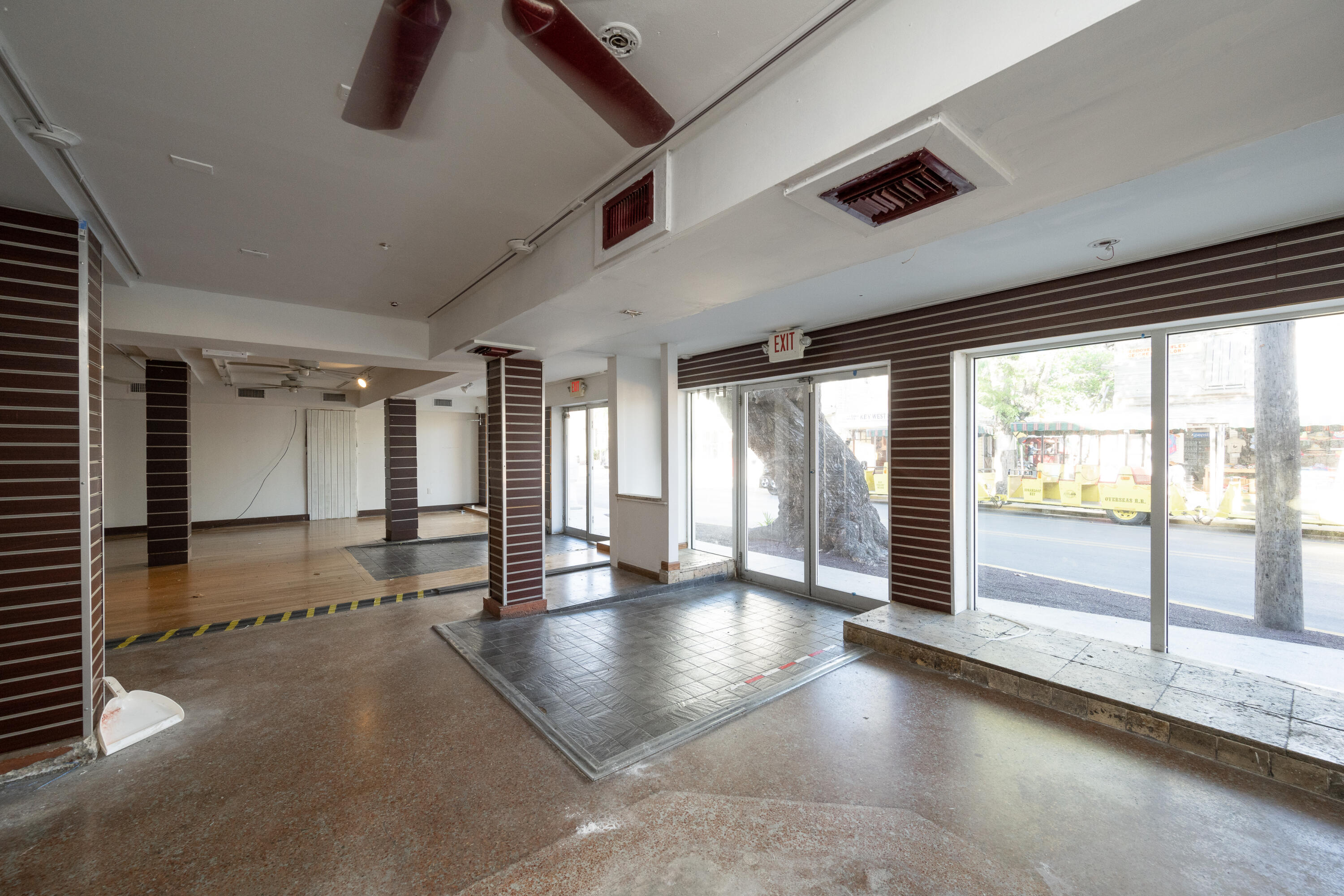 308 Front Street Property Photo 14