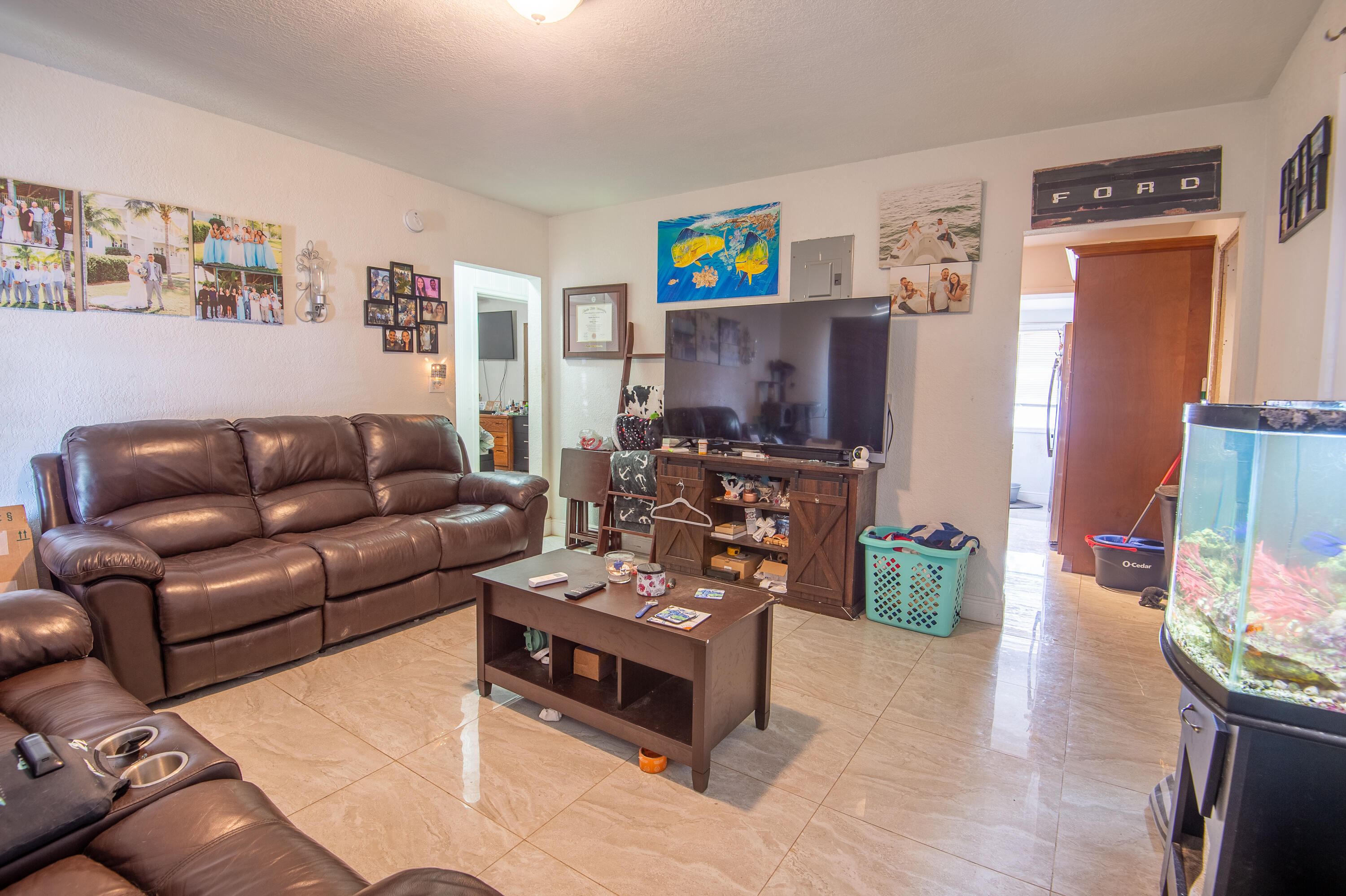 369 110th Street Property Photo 4