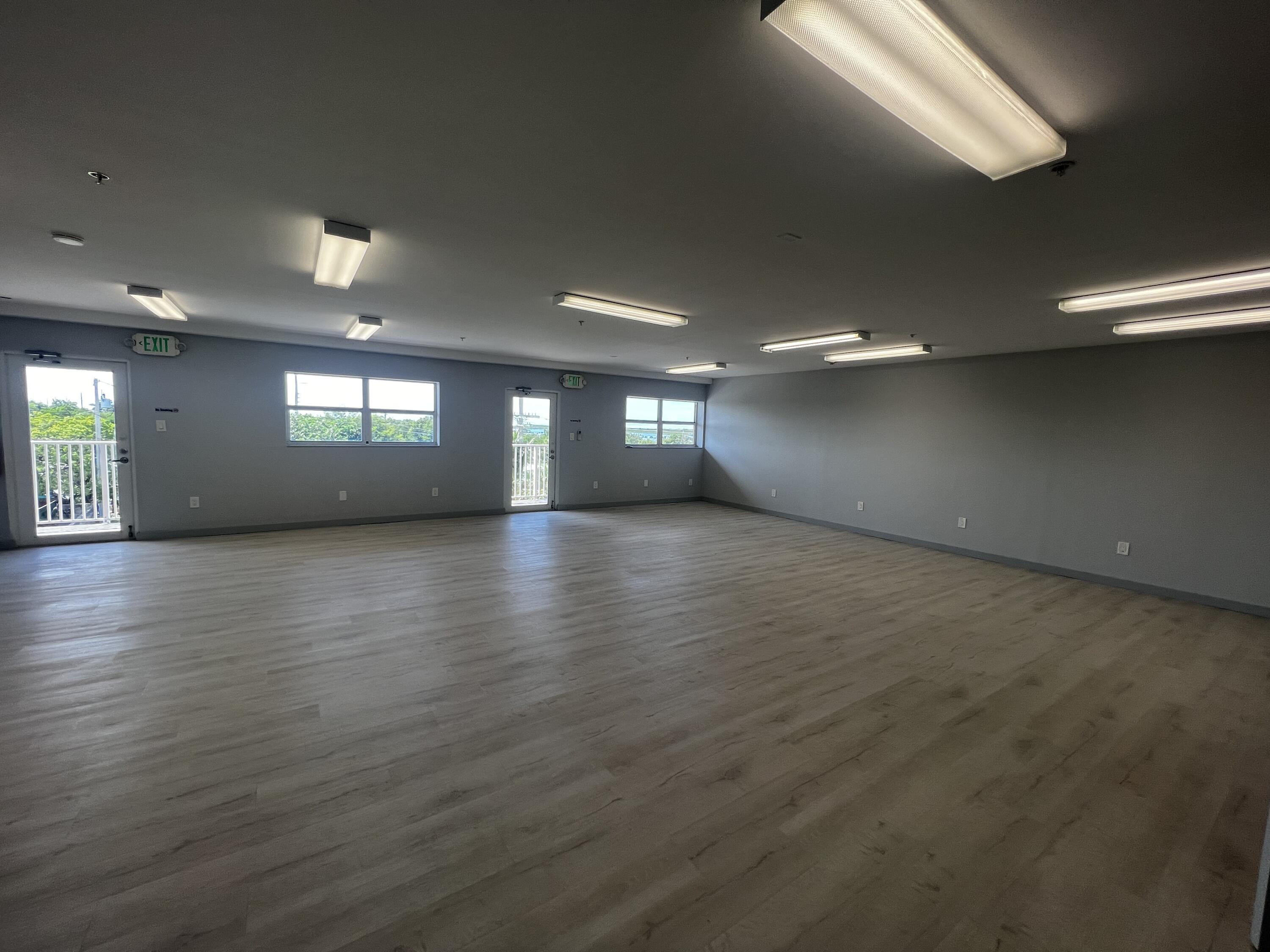 21460 Overseas Highway 2 Property Photo 6
