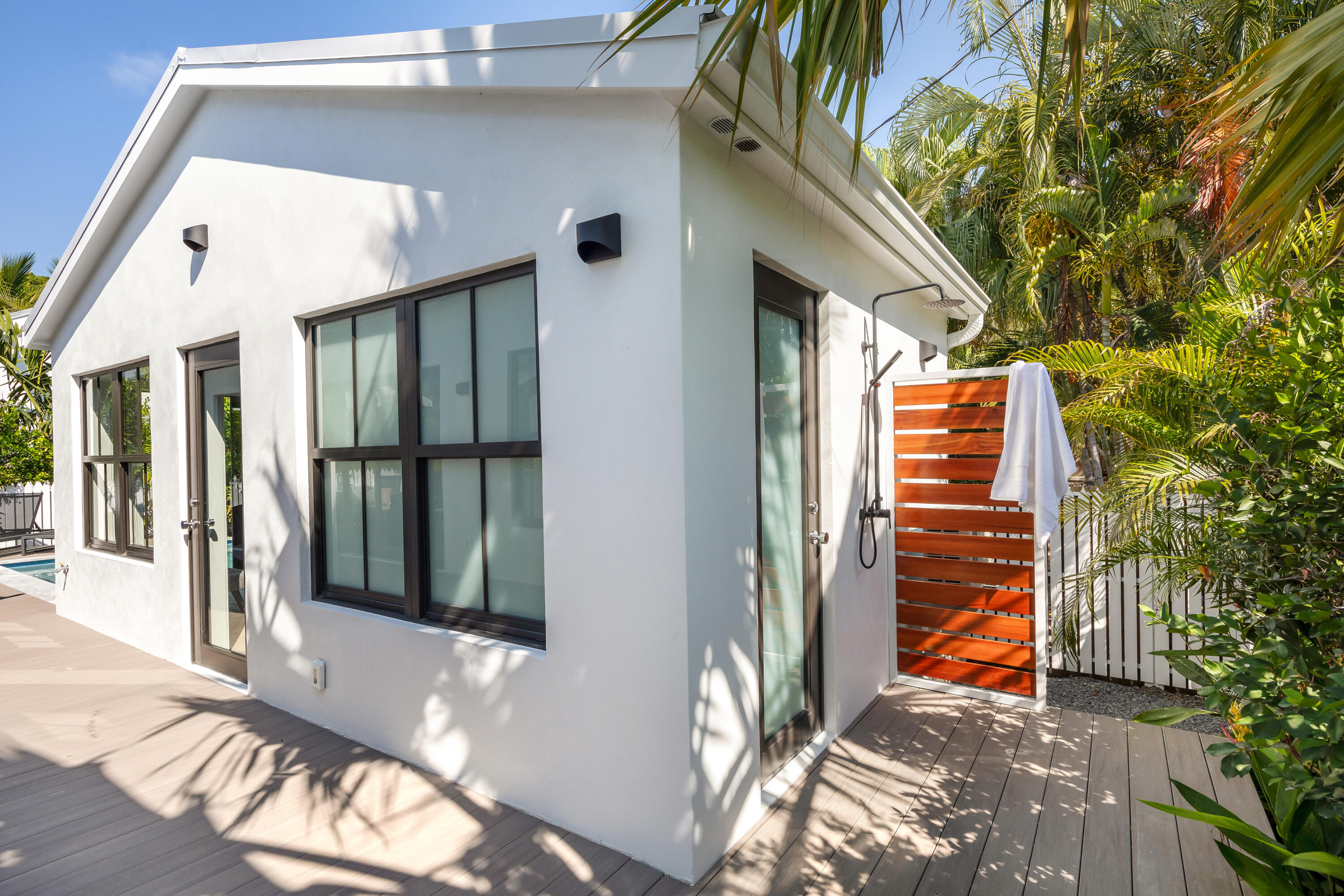 1235 Washington Street Property Photo 5