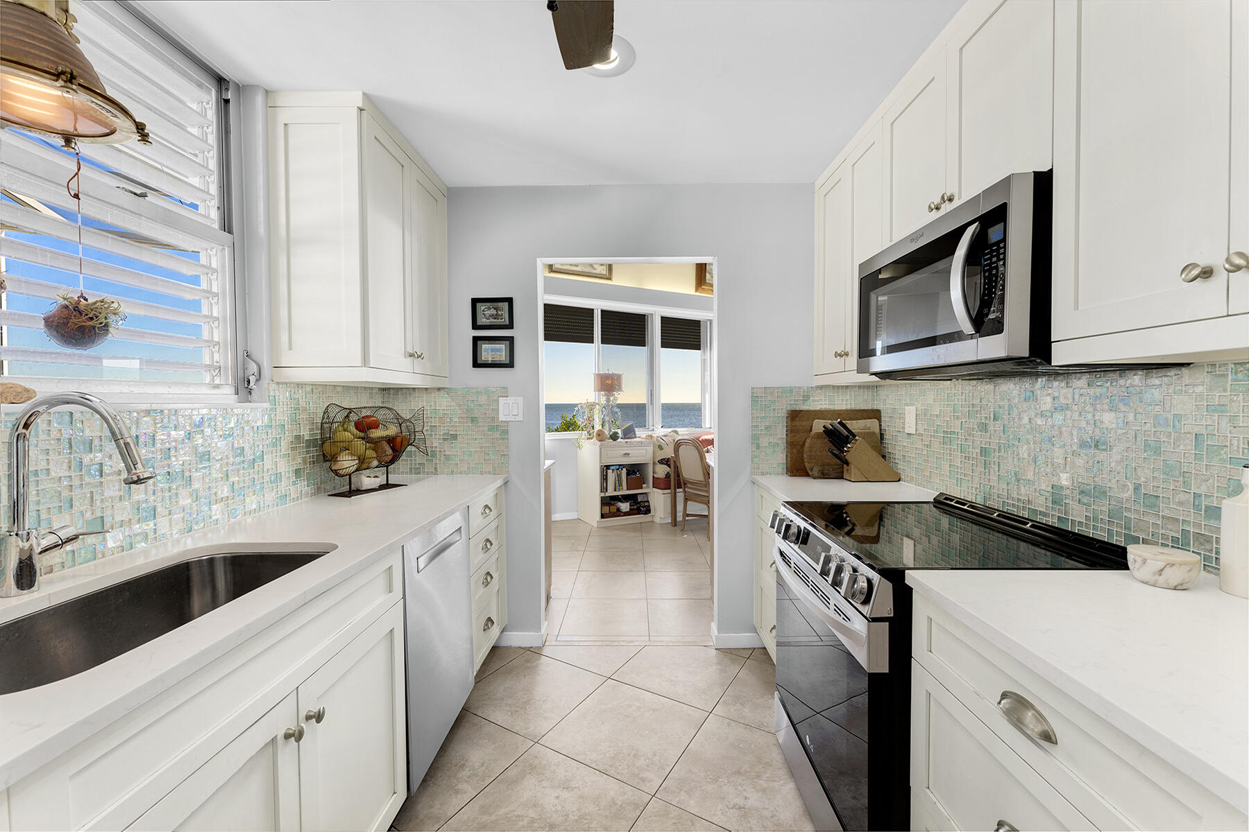 10987 County Road Property Photo 23