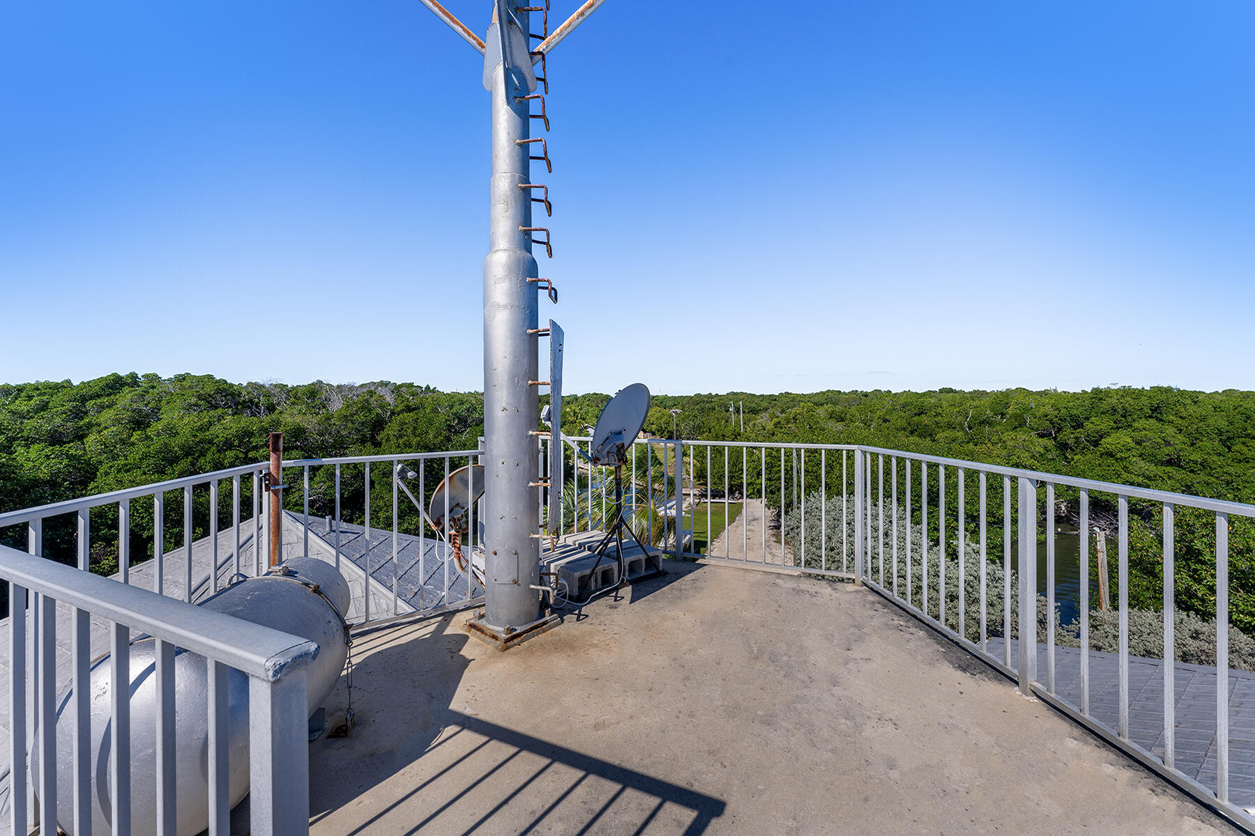10987 County Road Property Photo 40