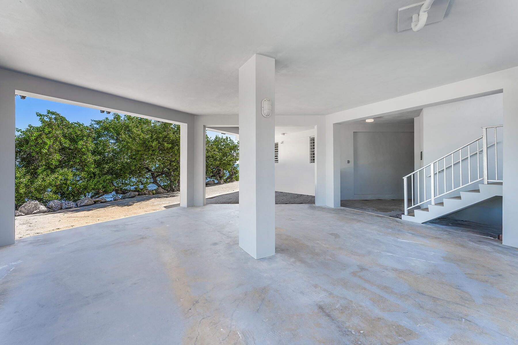 10987 County Road Property Photo 64