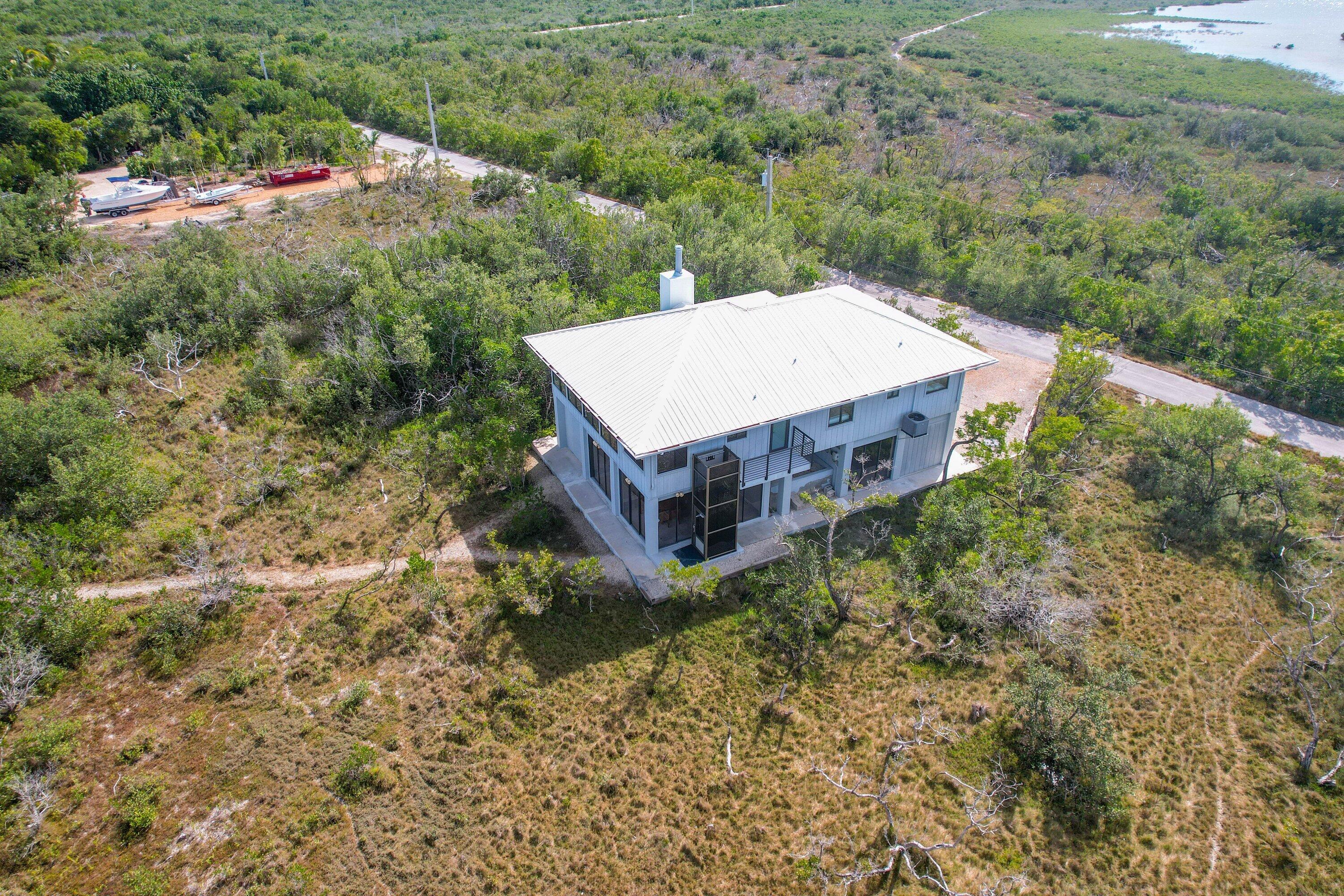 3127 Stewart Road Property Photo 4