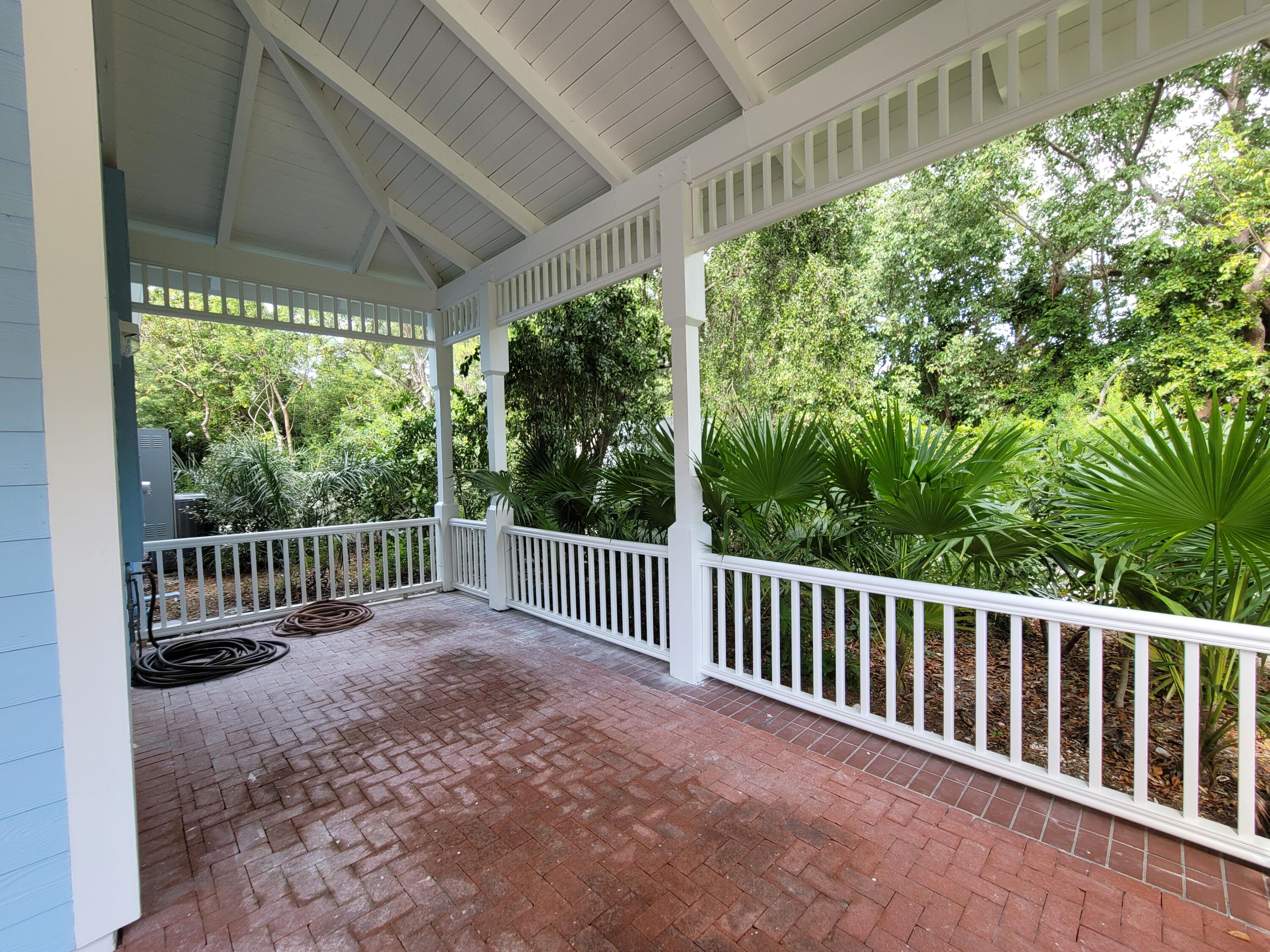 100150 Overseas Highway Property Photo 9