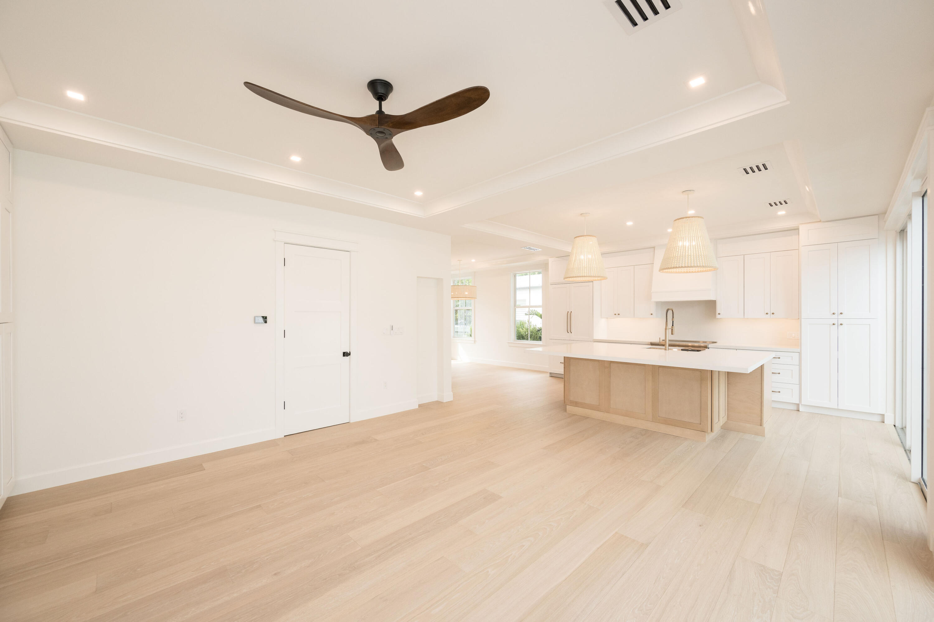 1233 Washington Street Property Photo 12