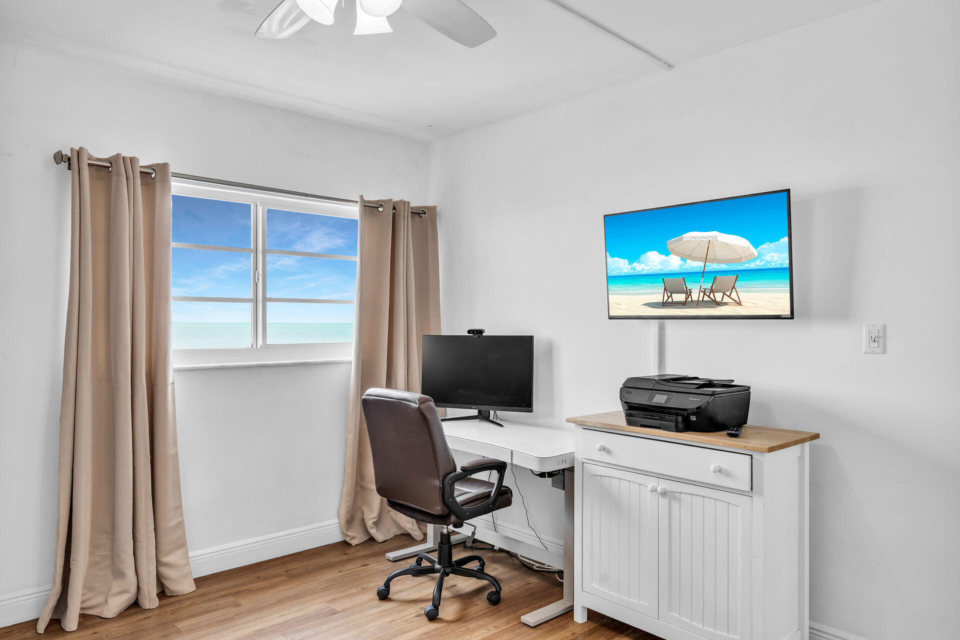 200 Wrenn Street, 701 Property Photo 35