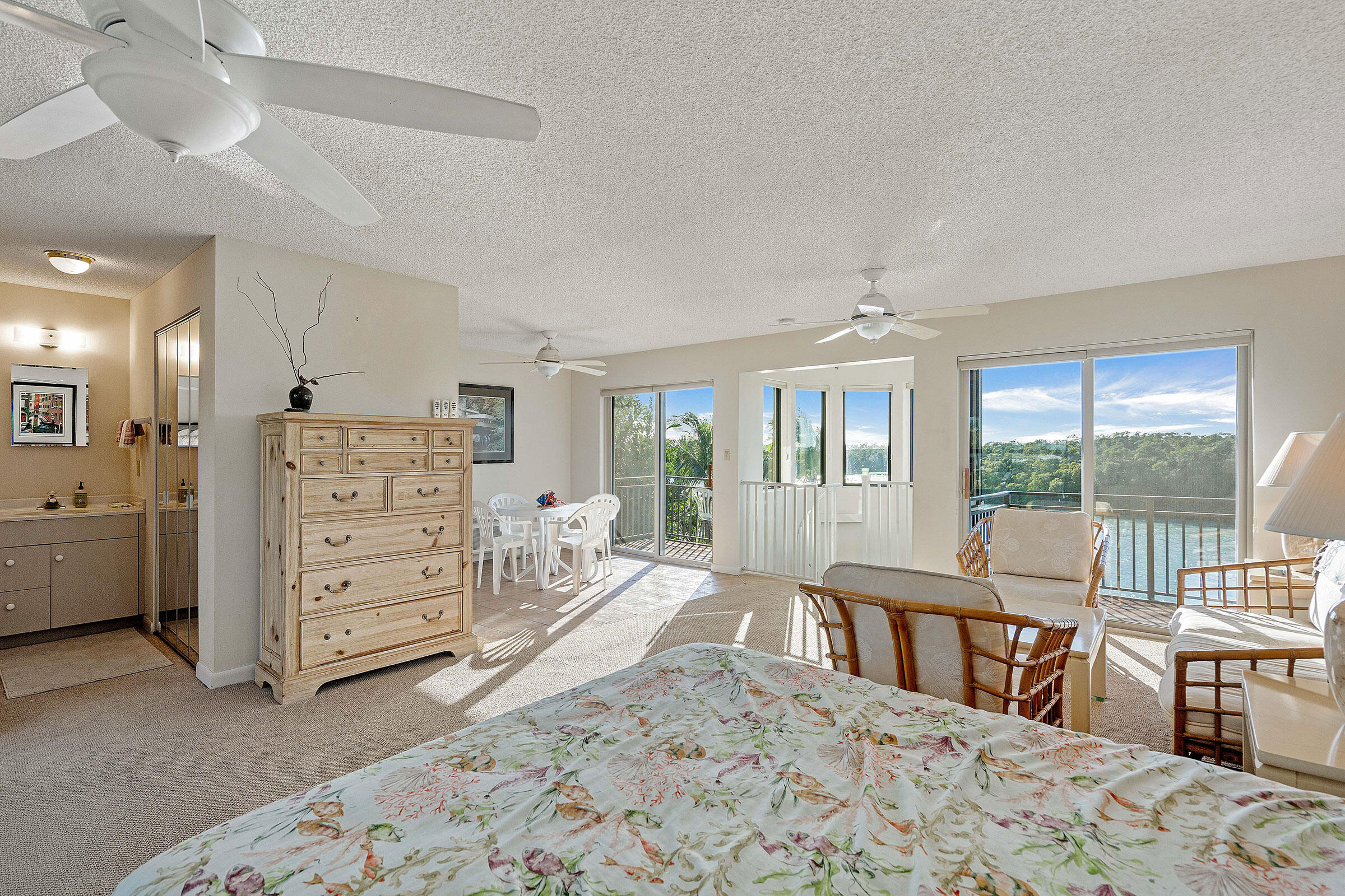 139 Bayview Isle Drive Property Photo 41