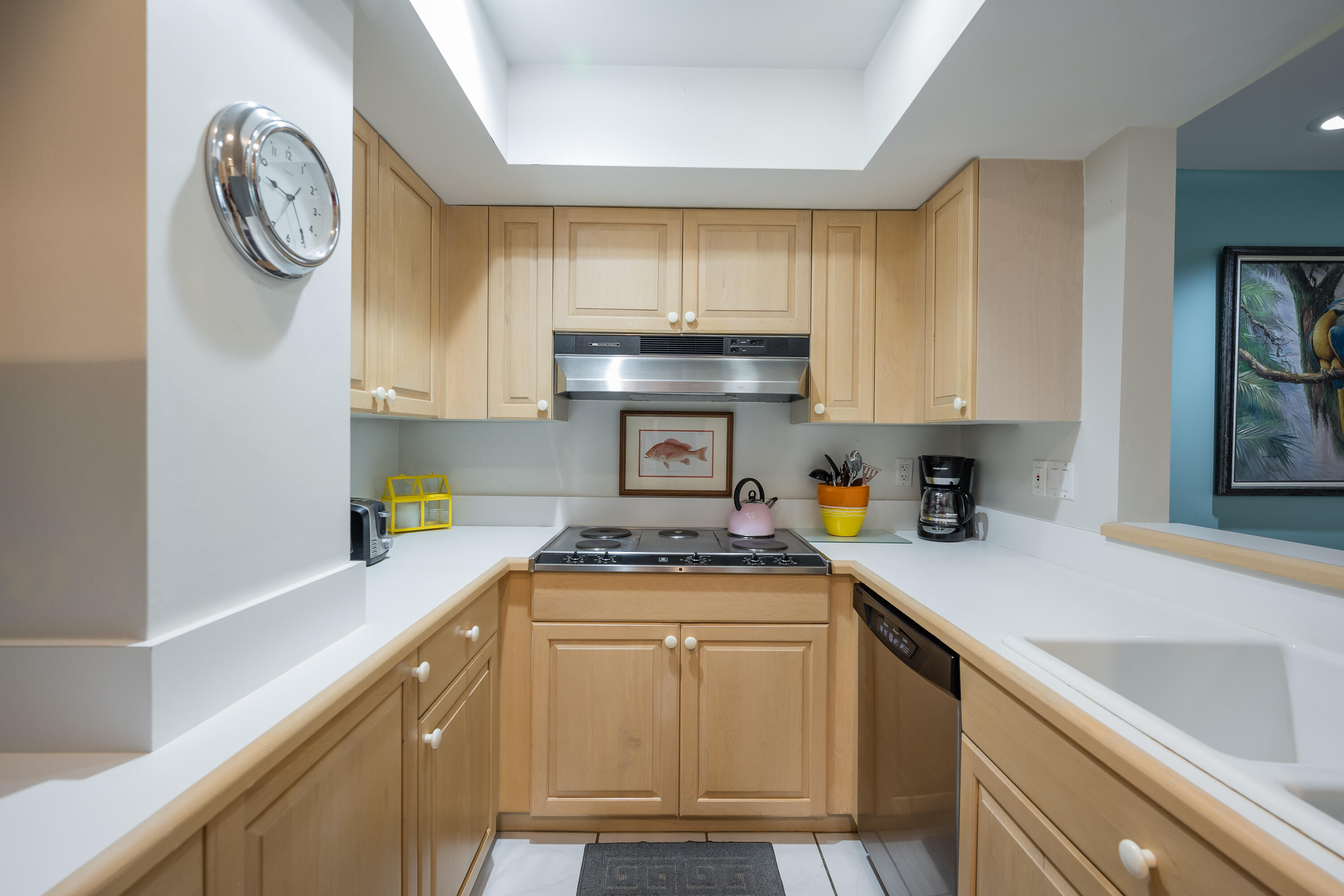 115 Front Street, 202 Property Photo 6