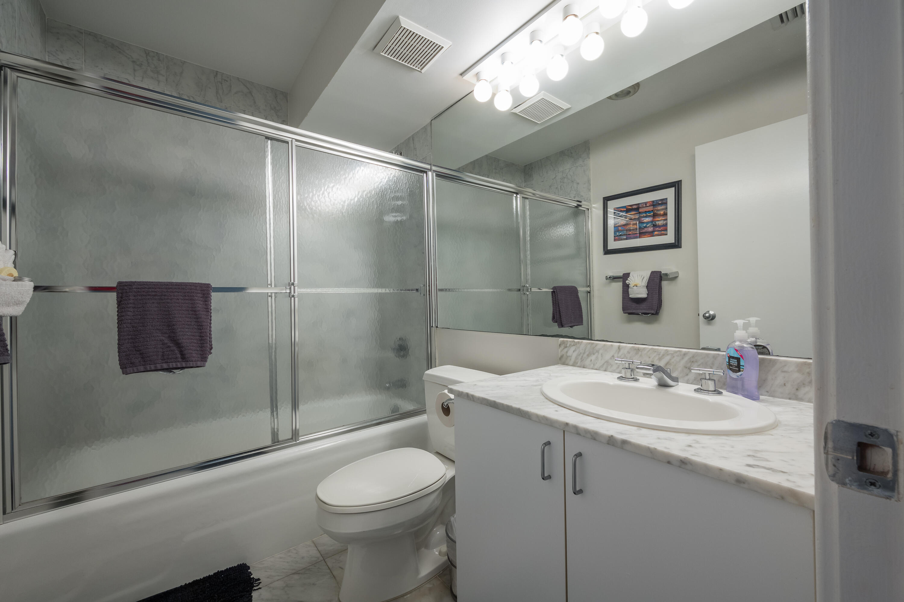 115 Front Street, 202 Property Photo 19