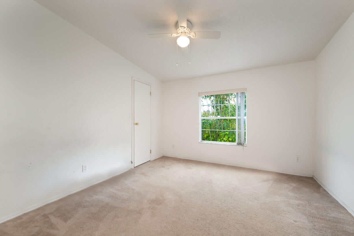 304 Pisces Lane Property Photo 13