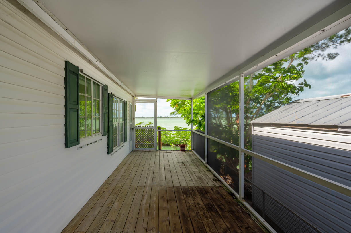 304 Pisces Lane Property Photo 16