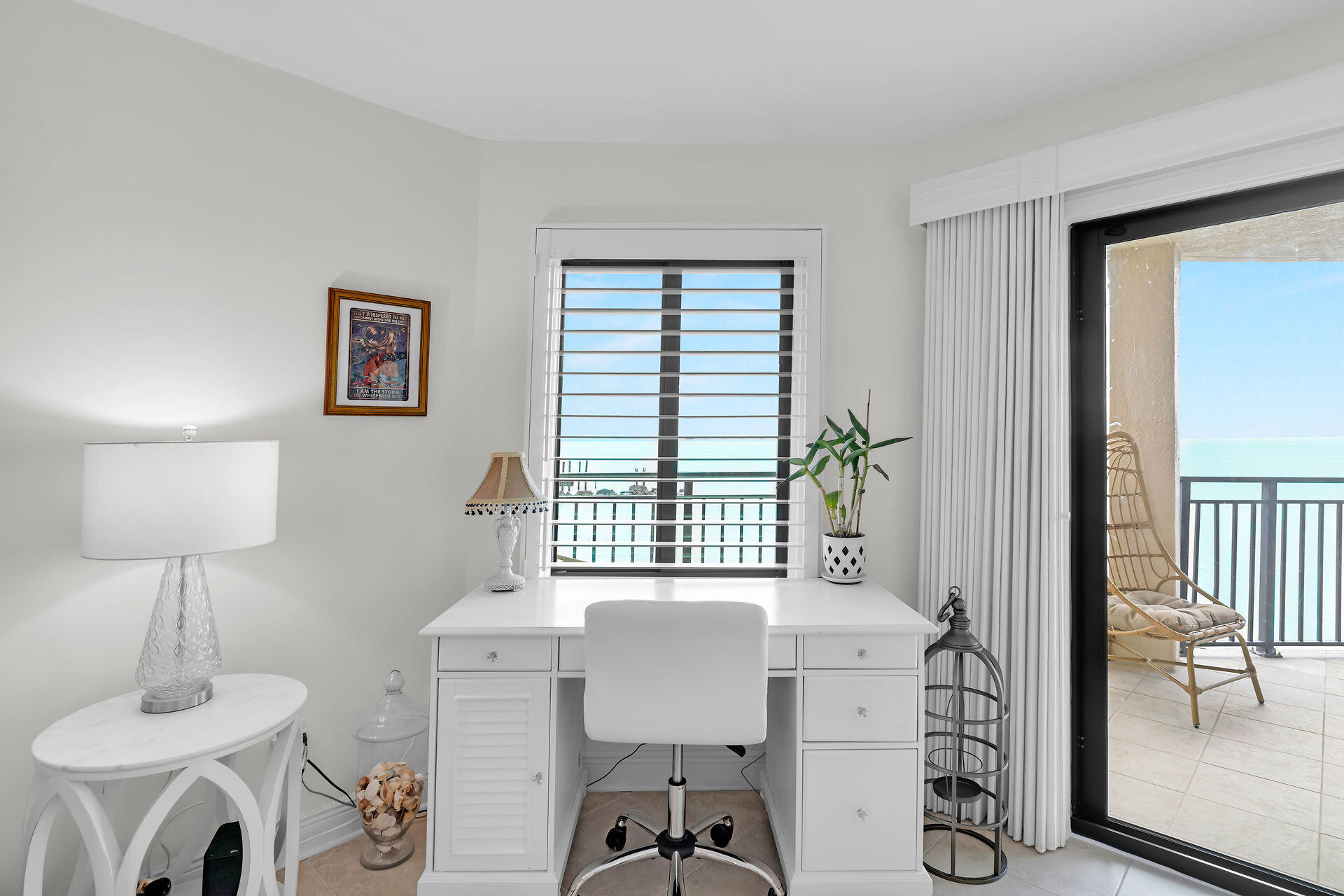 1001 W Ocean Drive, 1-203 Property Photo 13