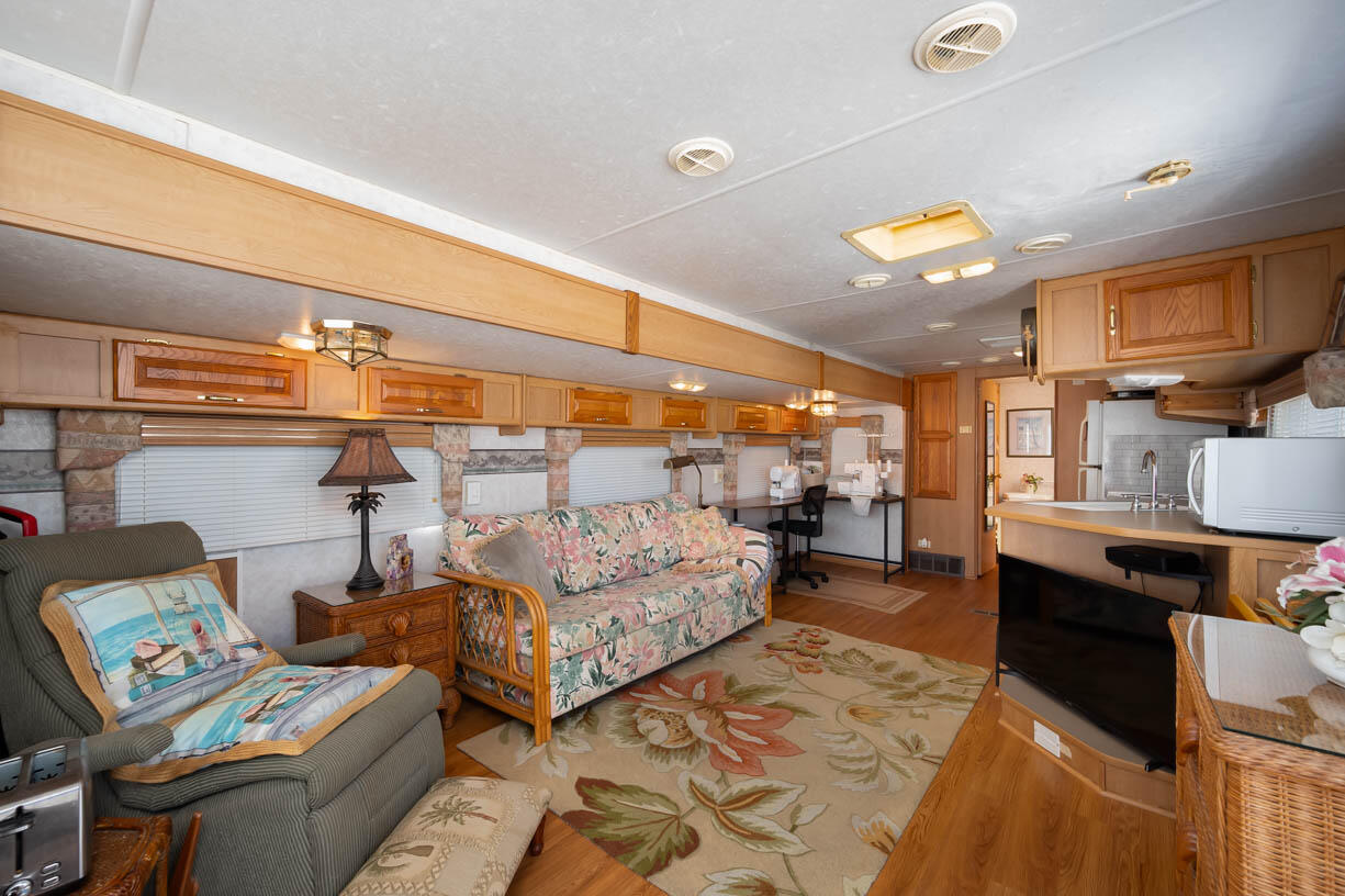 6099 Overseas Highway, 107w Property Photo 10