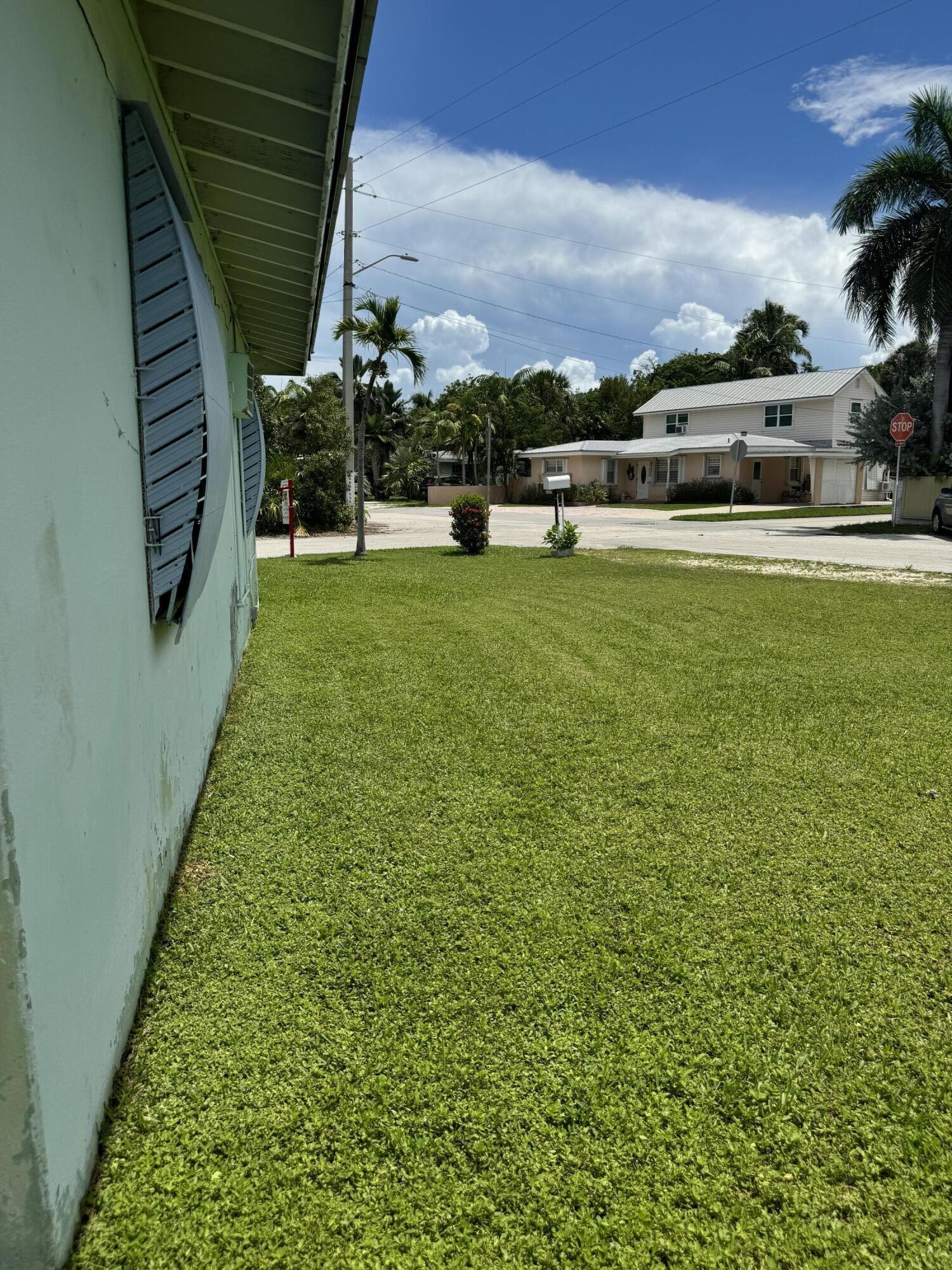 1521 Rose Street Property Photo 9