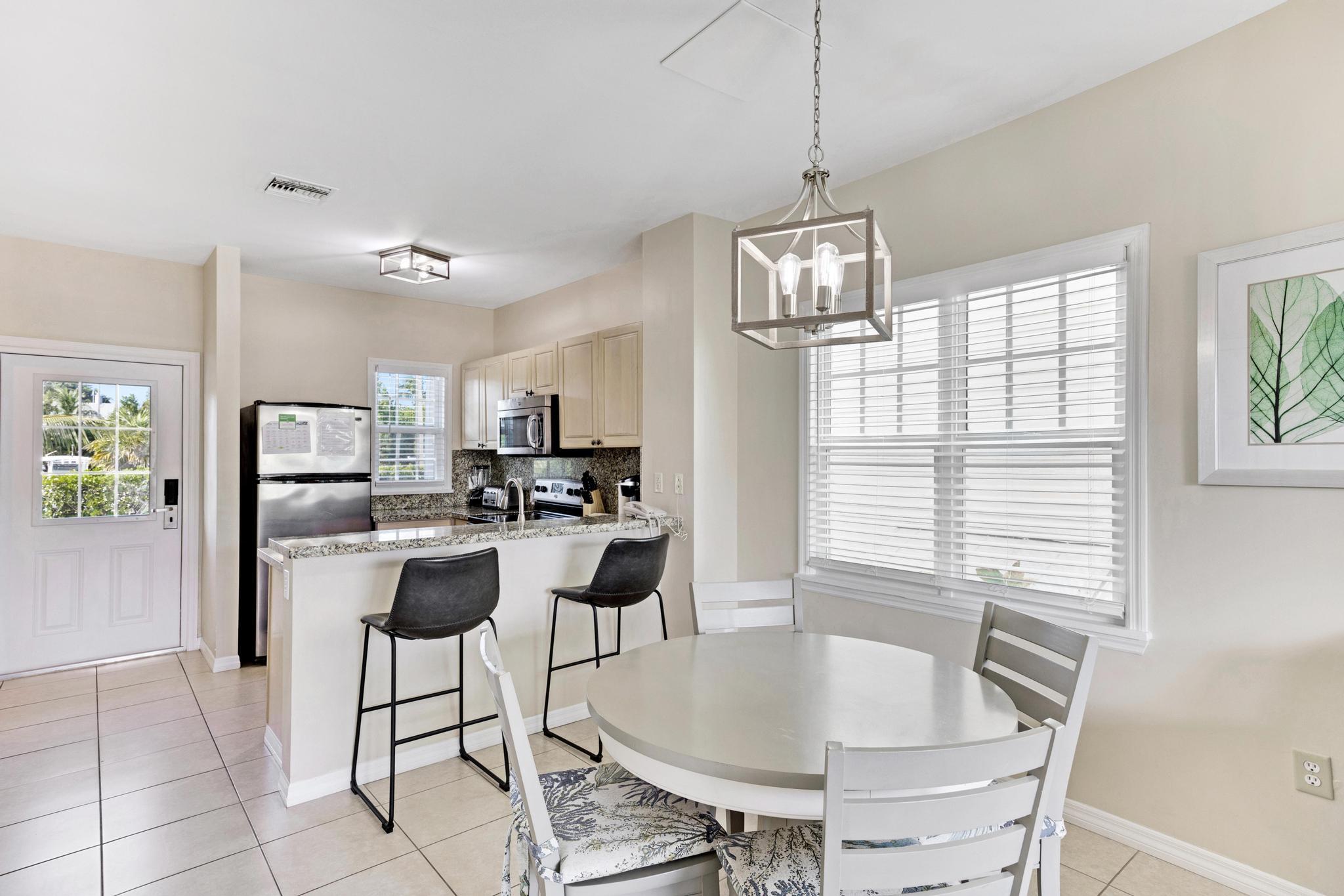 7036 Harbor Village Drive Property Photo 10