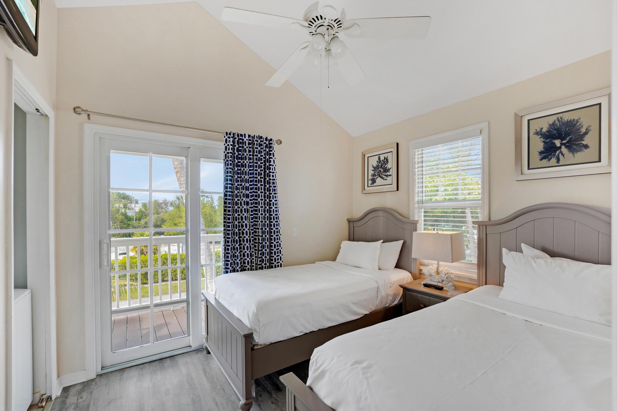 7036 Harbor Village Drive Property Photo 29