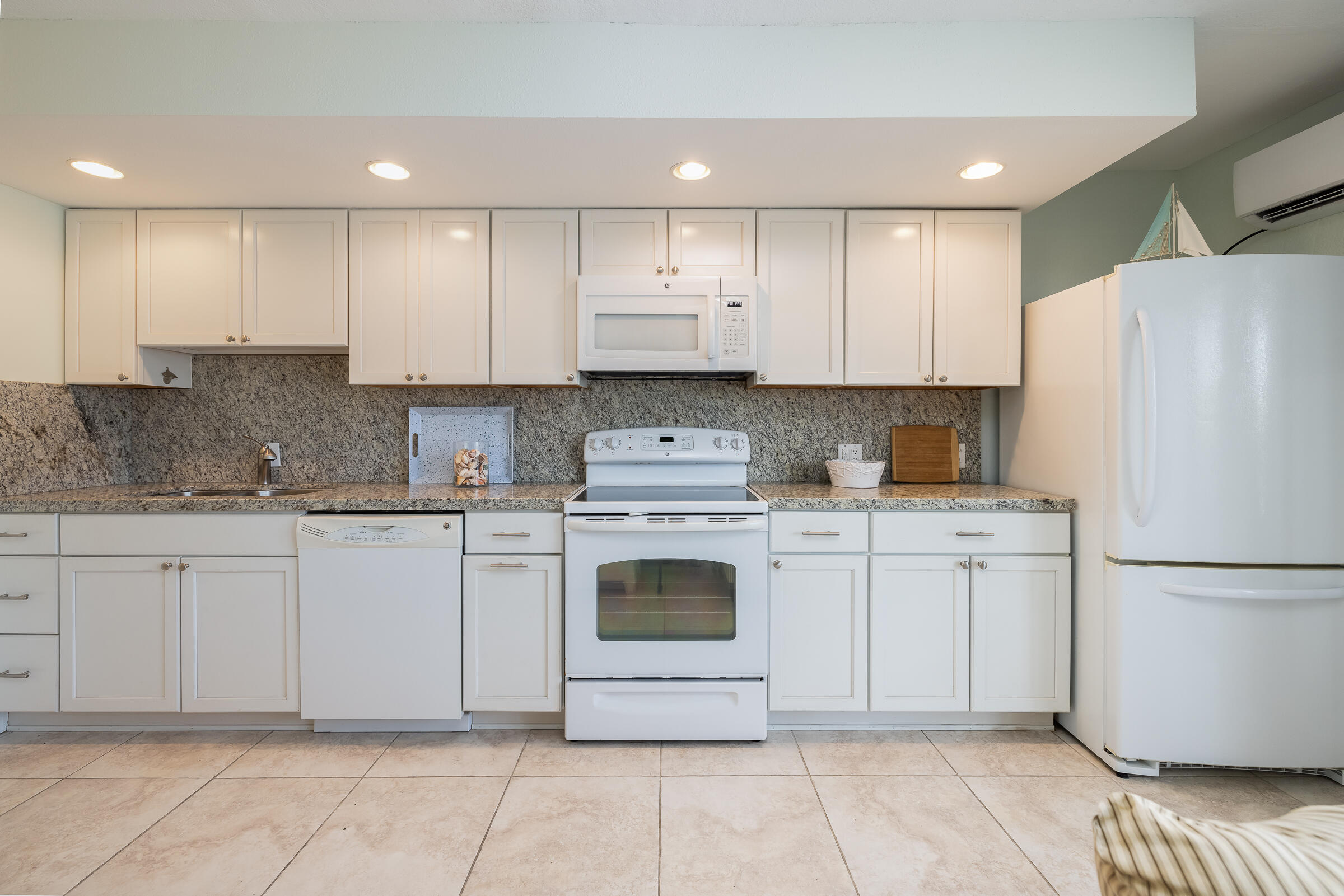 119 Cortez Drive, G5 Property Photo 12