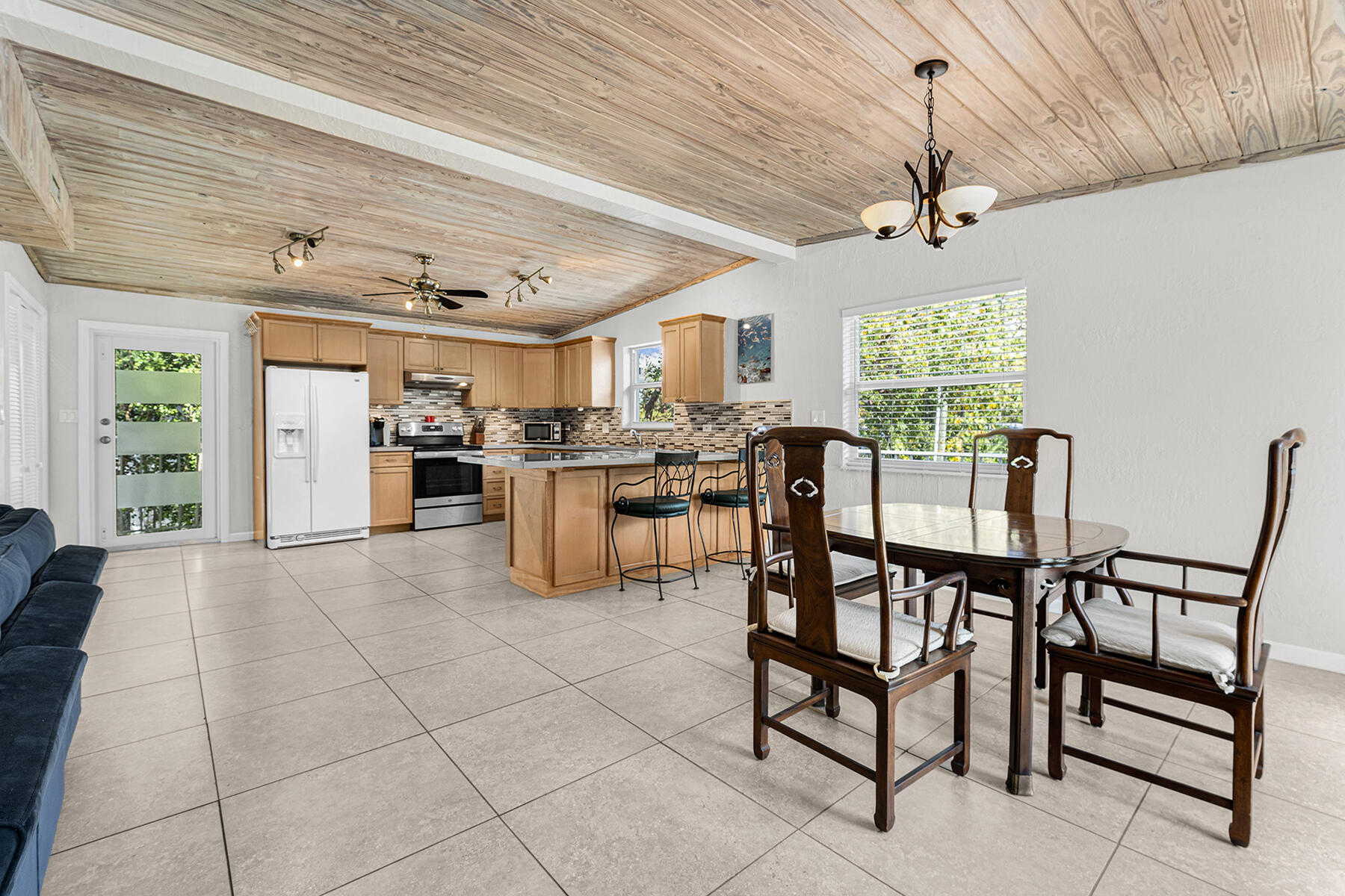 148 Sunrise Drive Property Photo 8