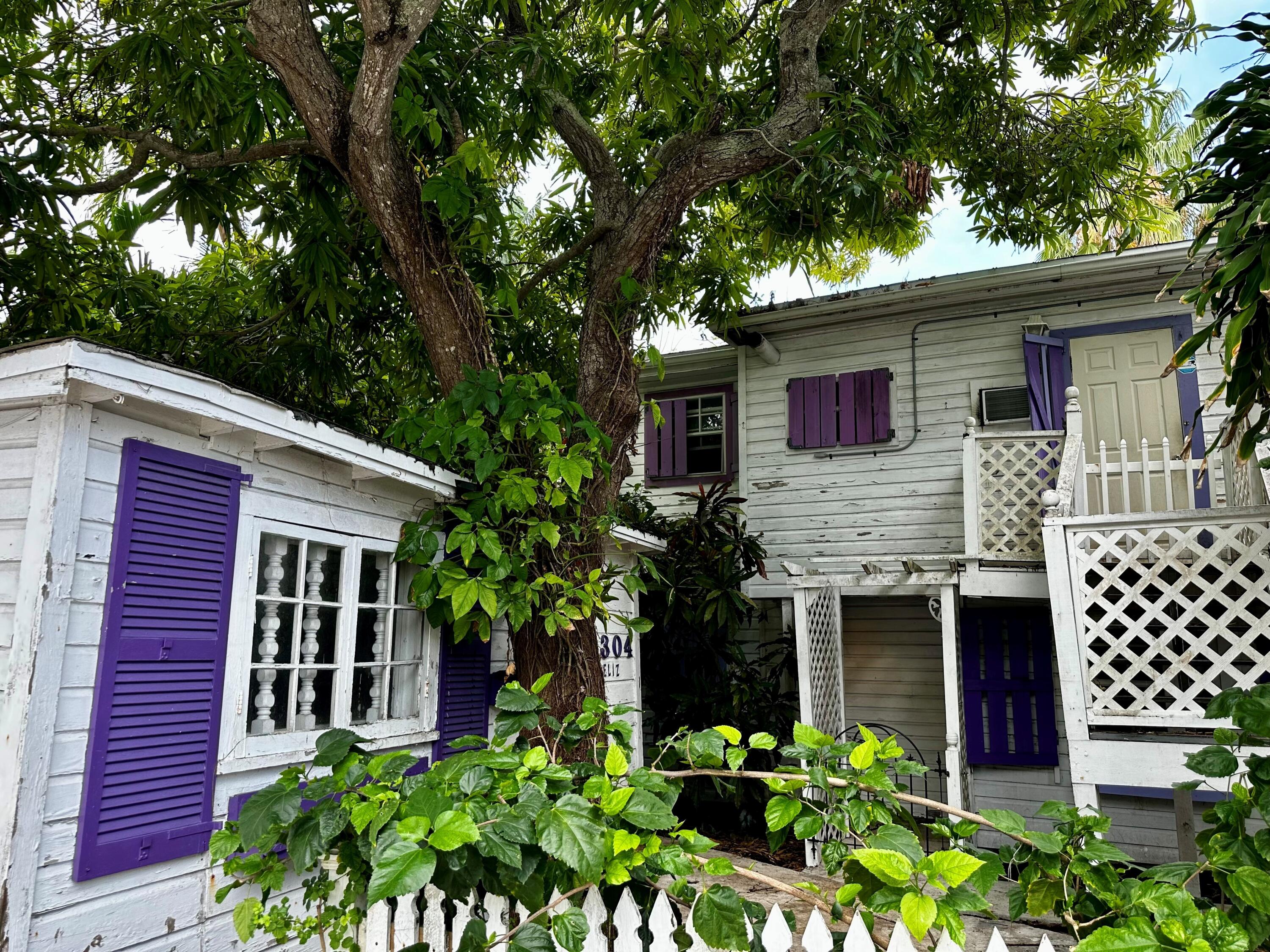 1304 Elizabeth Street Property Photo 3