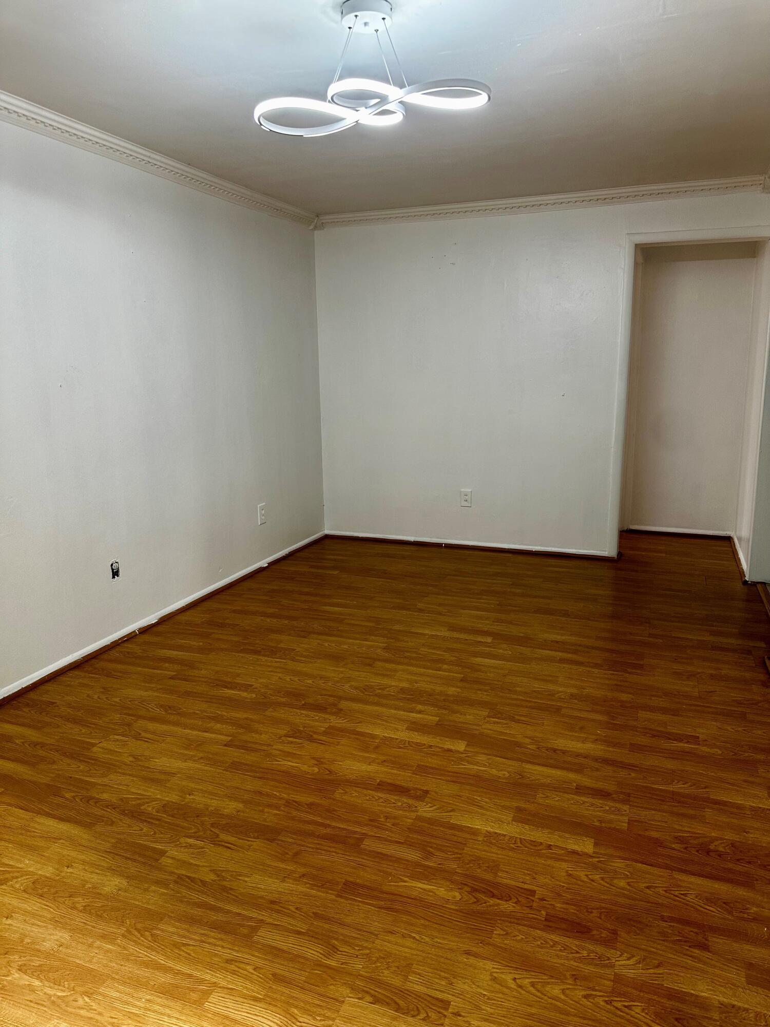 1304 Elizabeth Street Property Photo 11