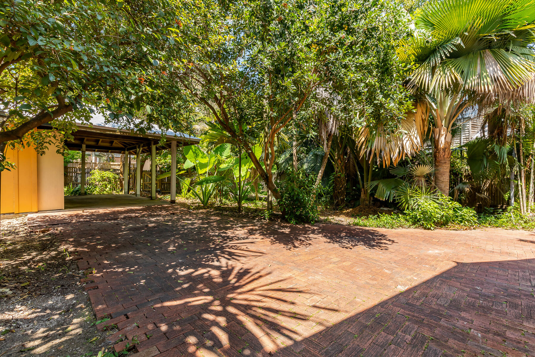 626 Canfield Lane Property Photo 43