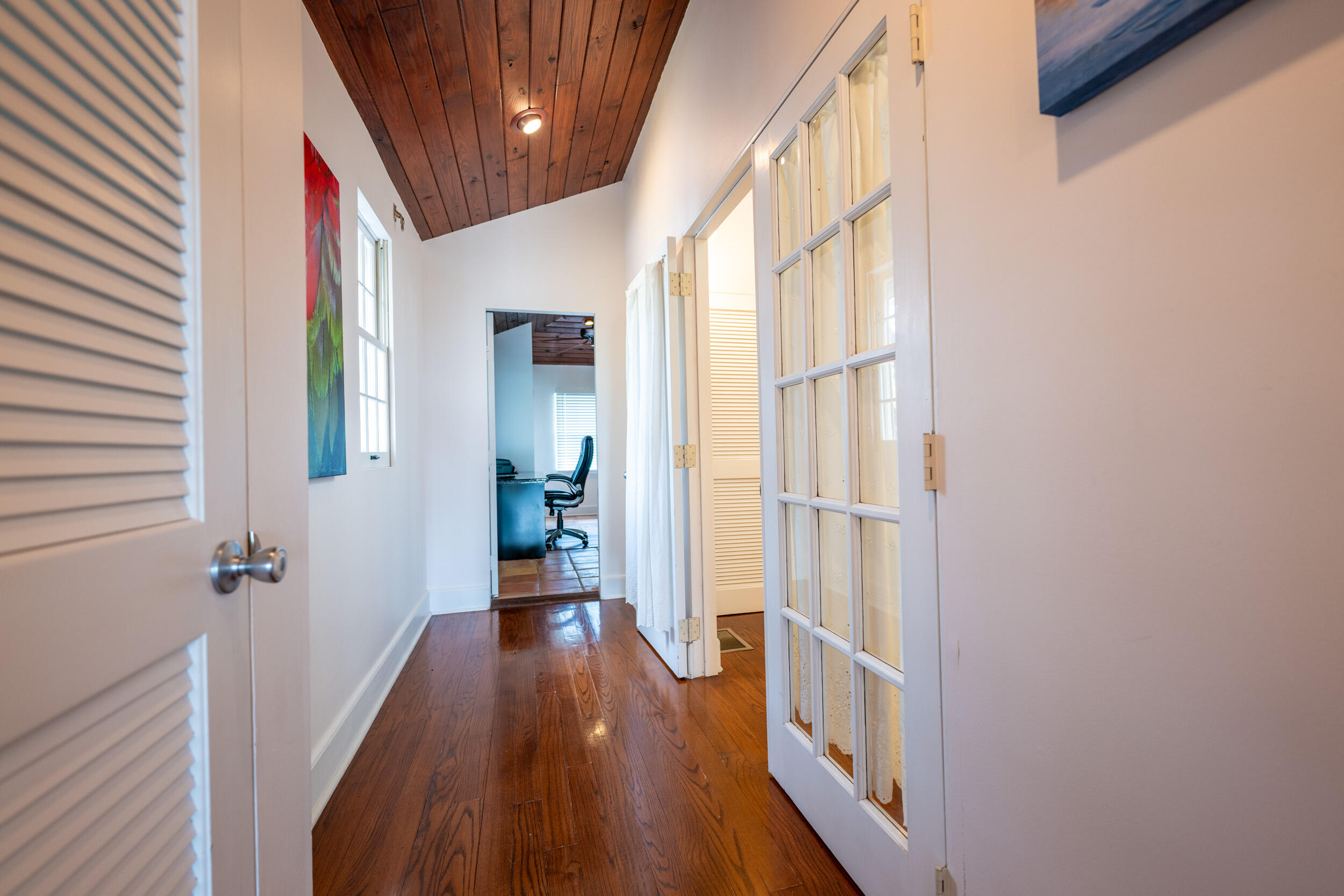 1006 Seminary Street Property Photo 23