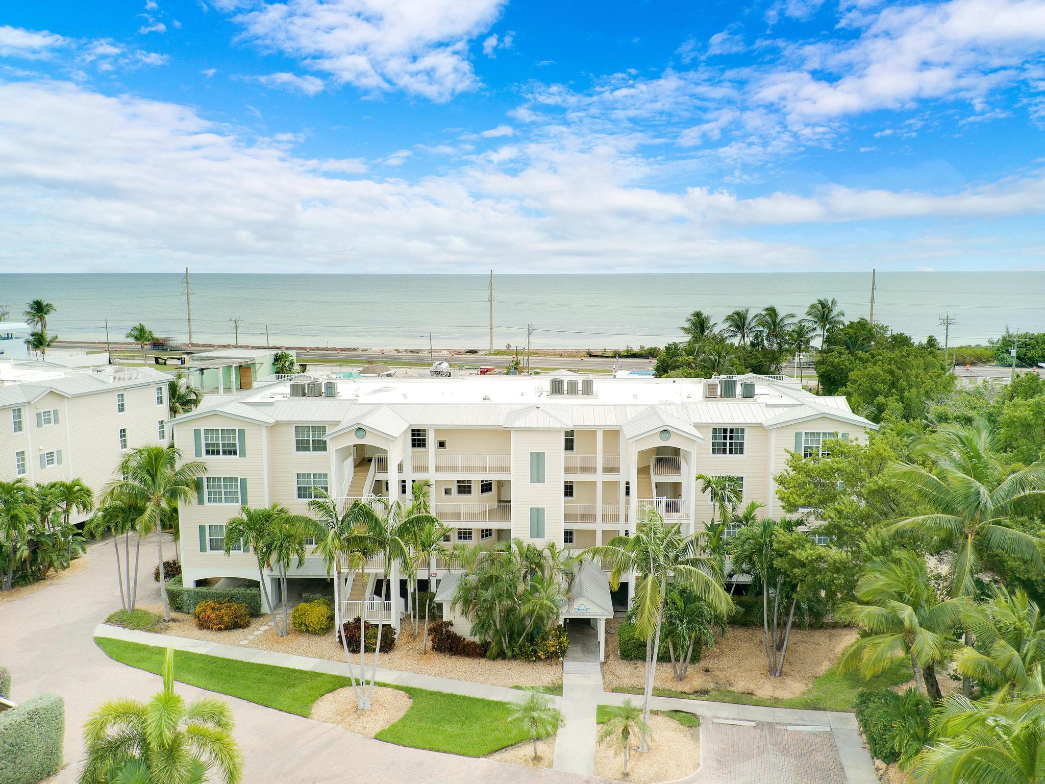 101 Gulfview Drive, 116d & 30' Boat Slip Property Photo 33