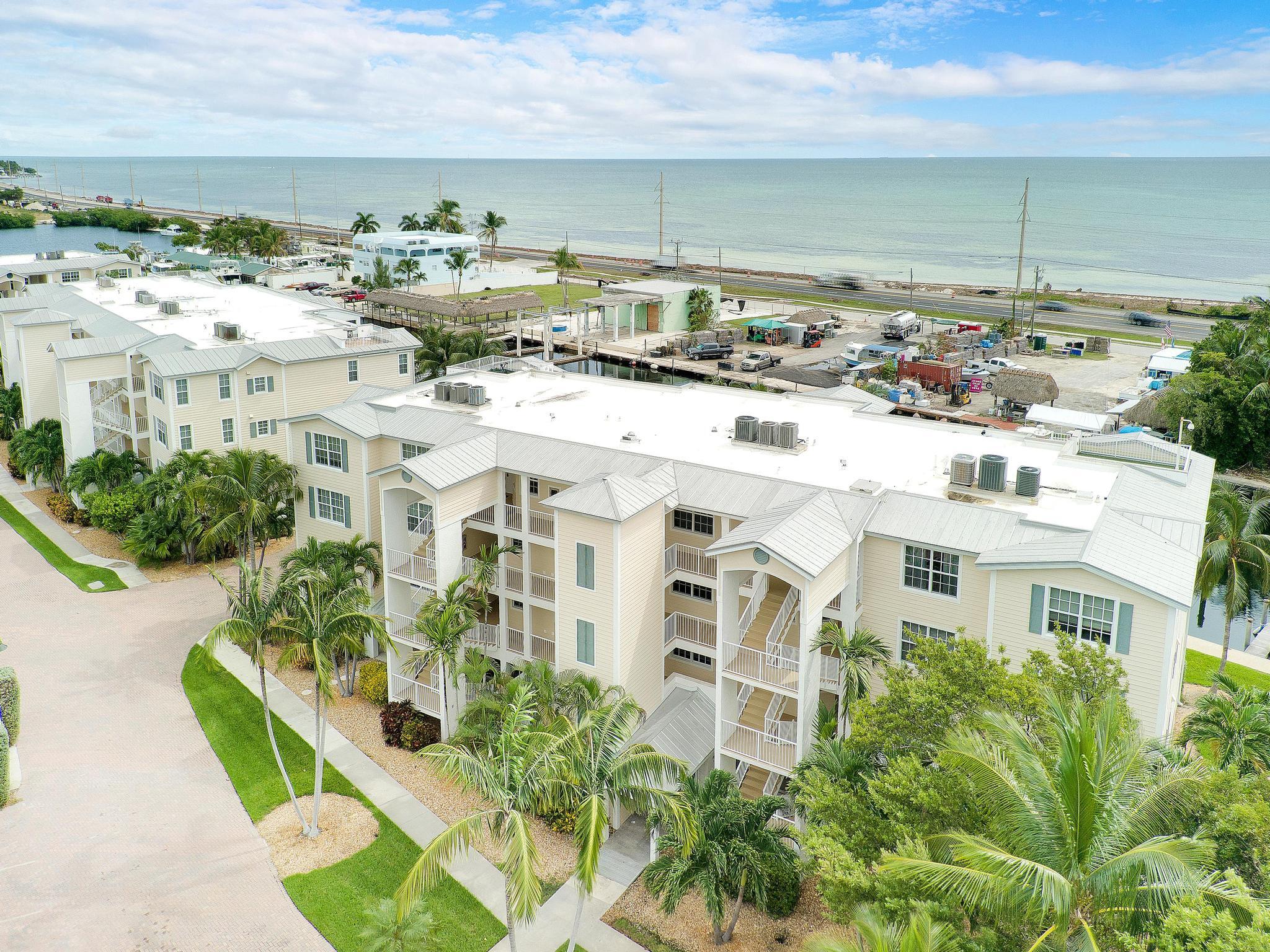 101 Gulfview Drive, 116d & 30' Boat Slip Property Photo 34