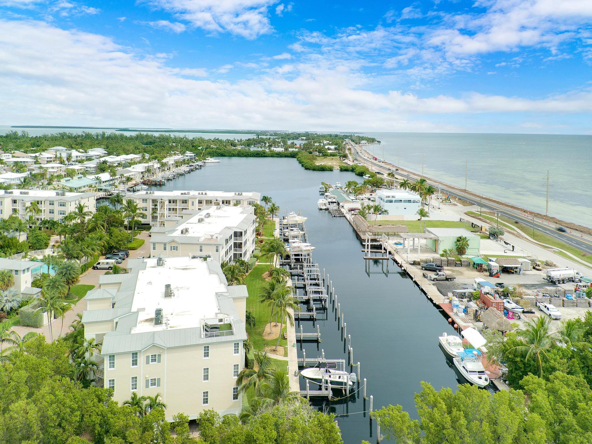 101 Gulfview Drive, 116d & 30' Boat Slip Property Photo 35