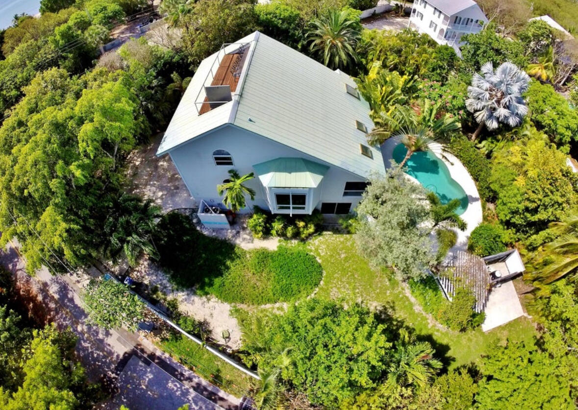 25074 5th Street Property Photo